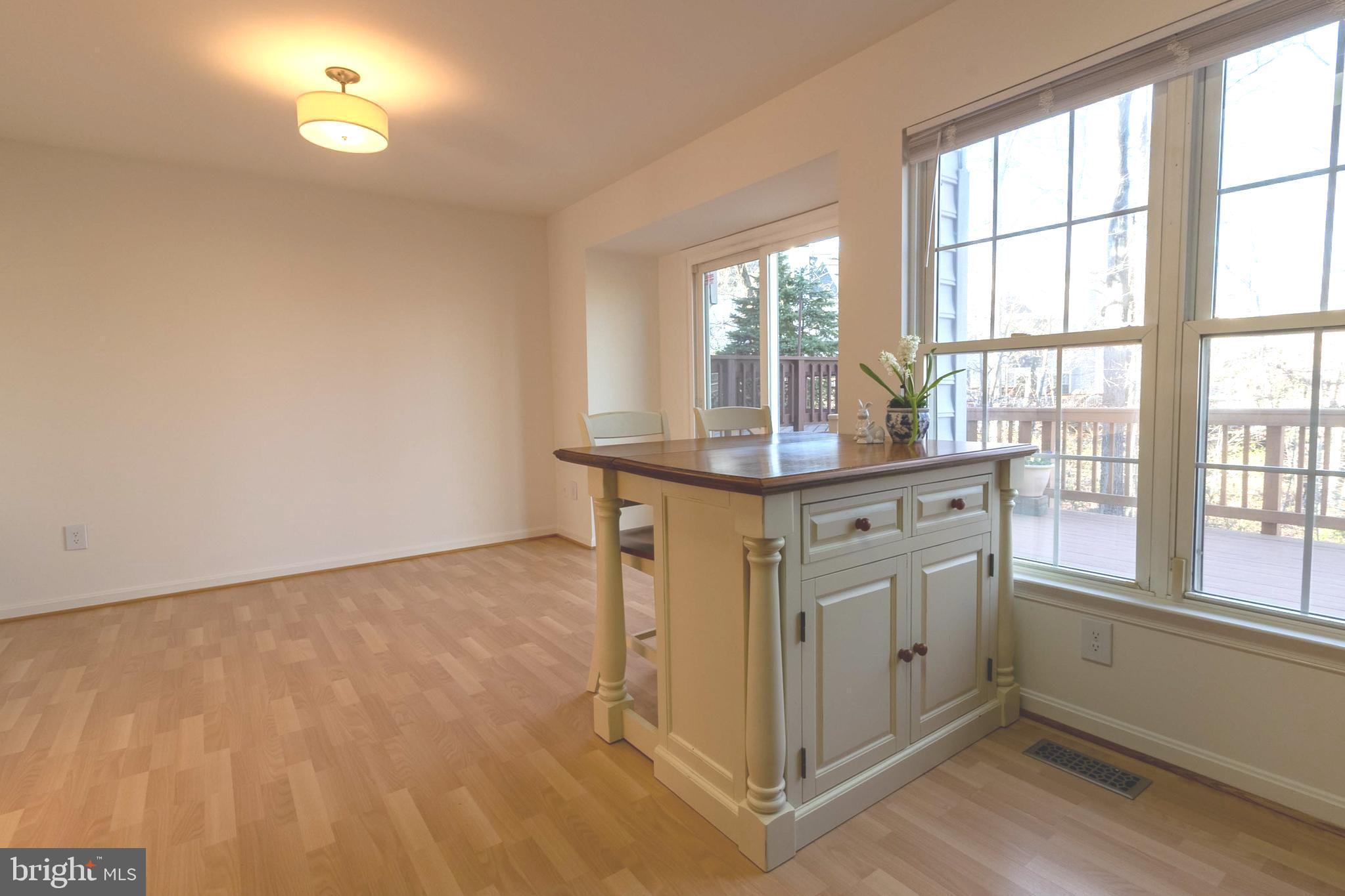 COMPTON VALLEY ESTATES - Residential