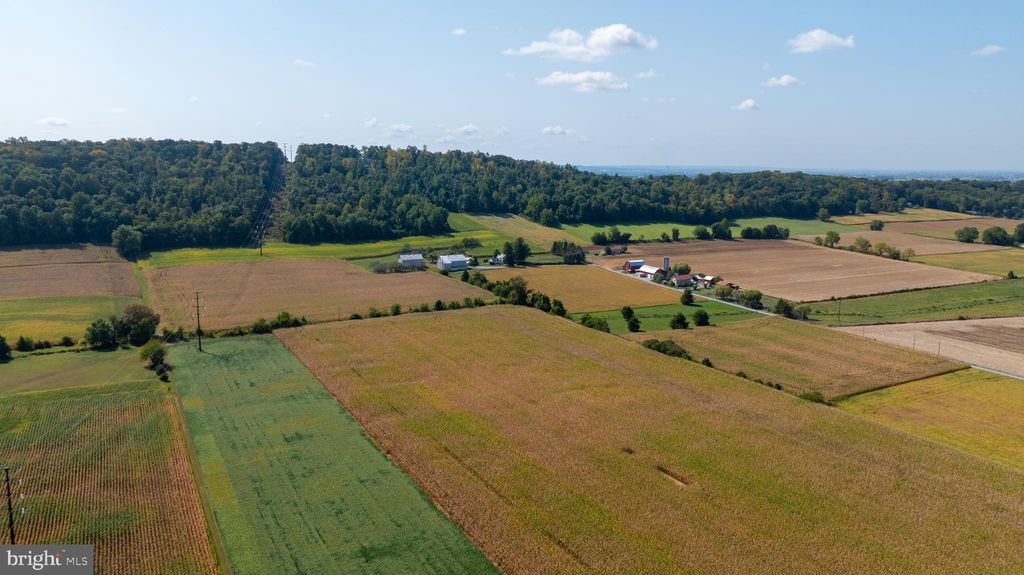 Photo of 514 Overlys Grove Road, NEW HOLLAND, PA 17557 (MLS # PALA2058028)