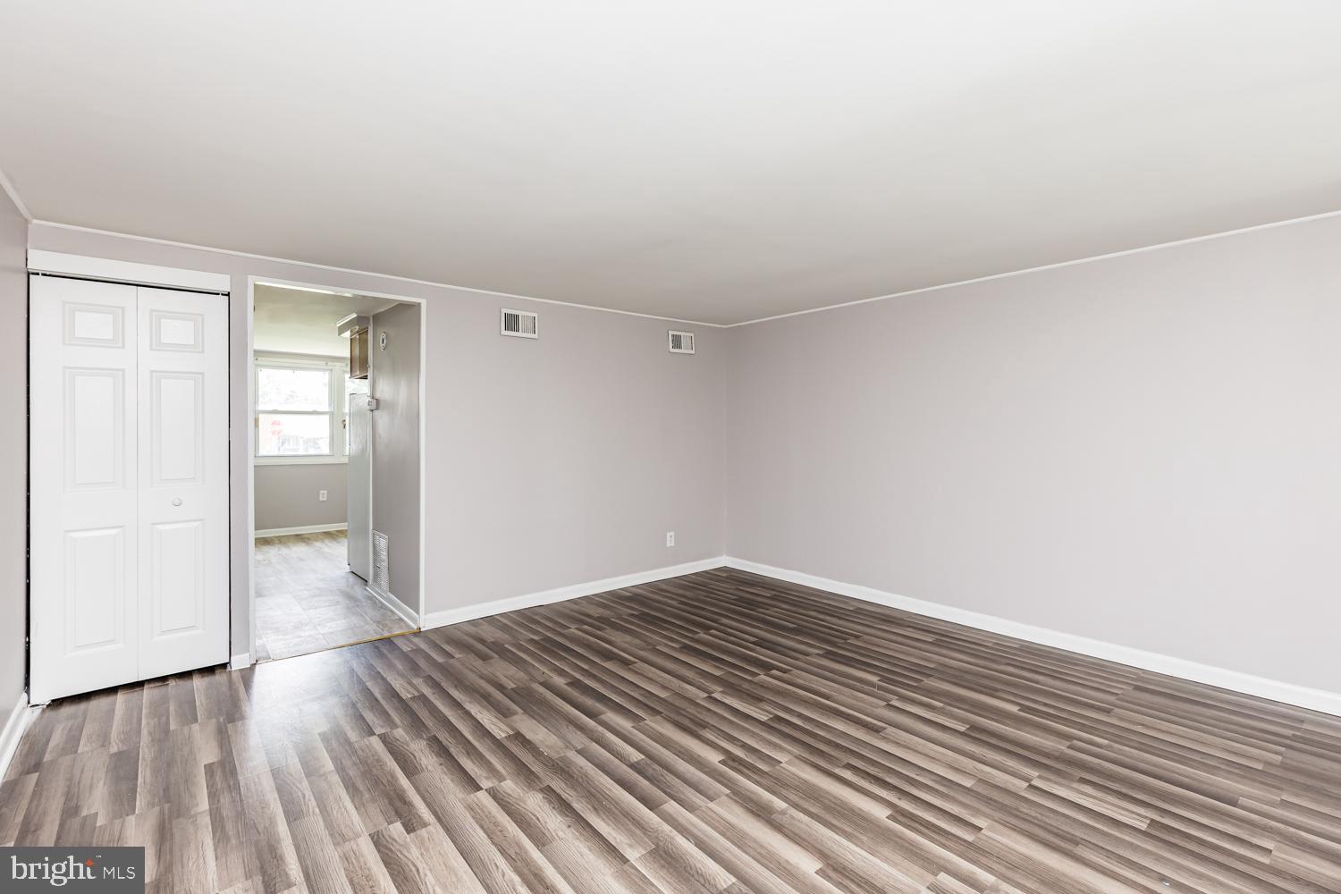 RIVERVIEW - Residential