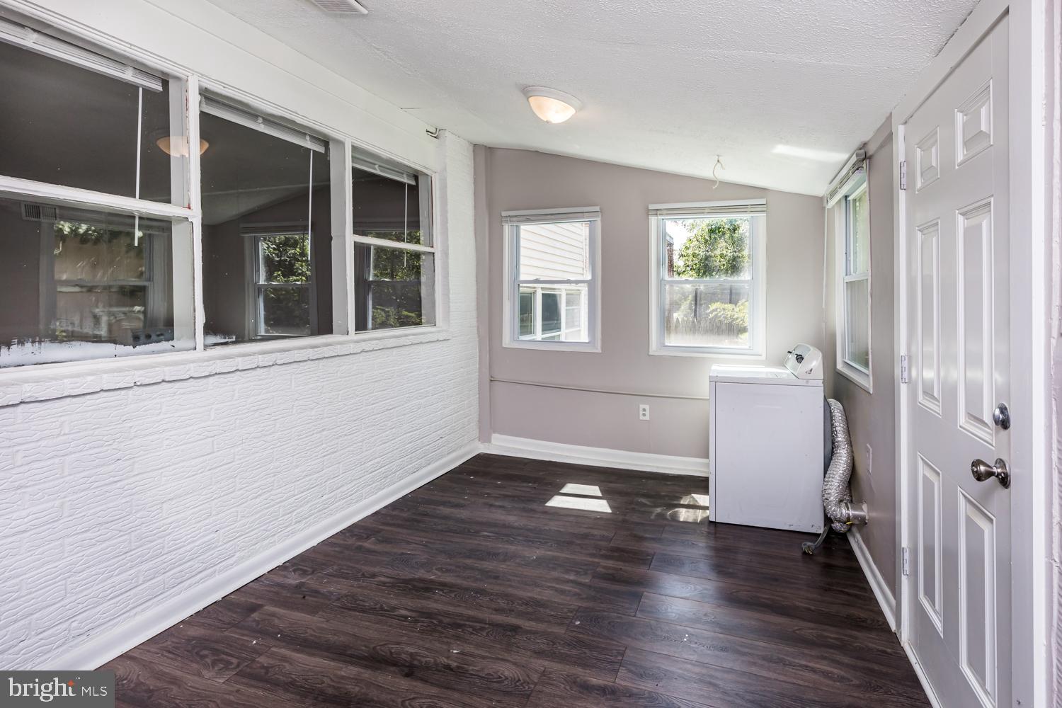 RIVERVIEW - Residential