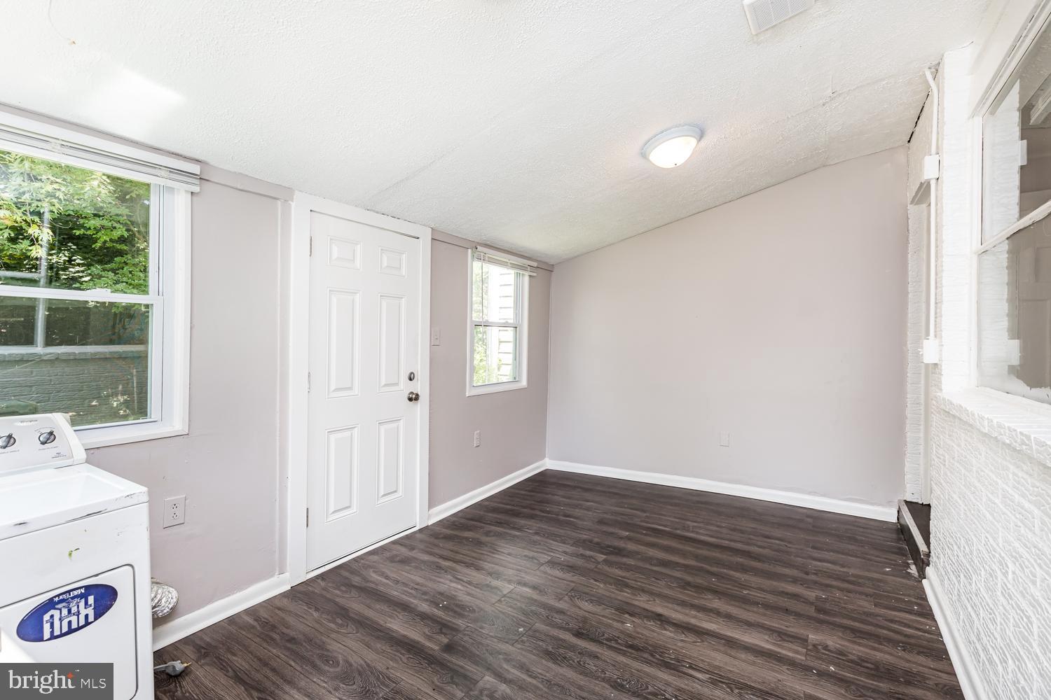 RIVERVIEW - Residential