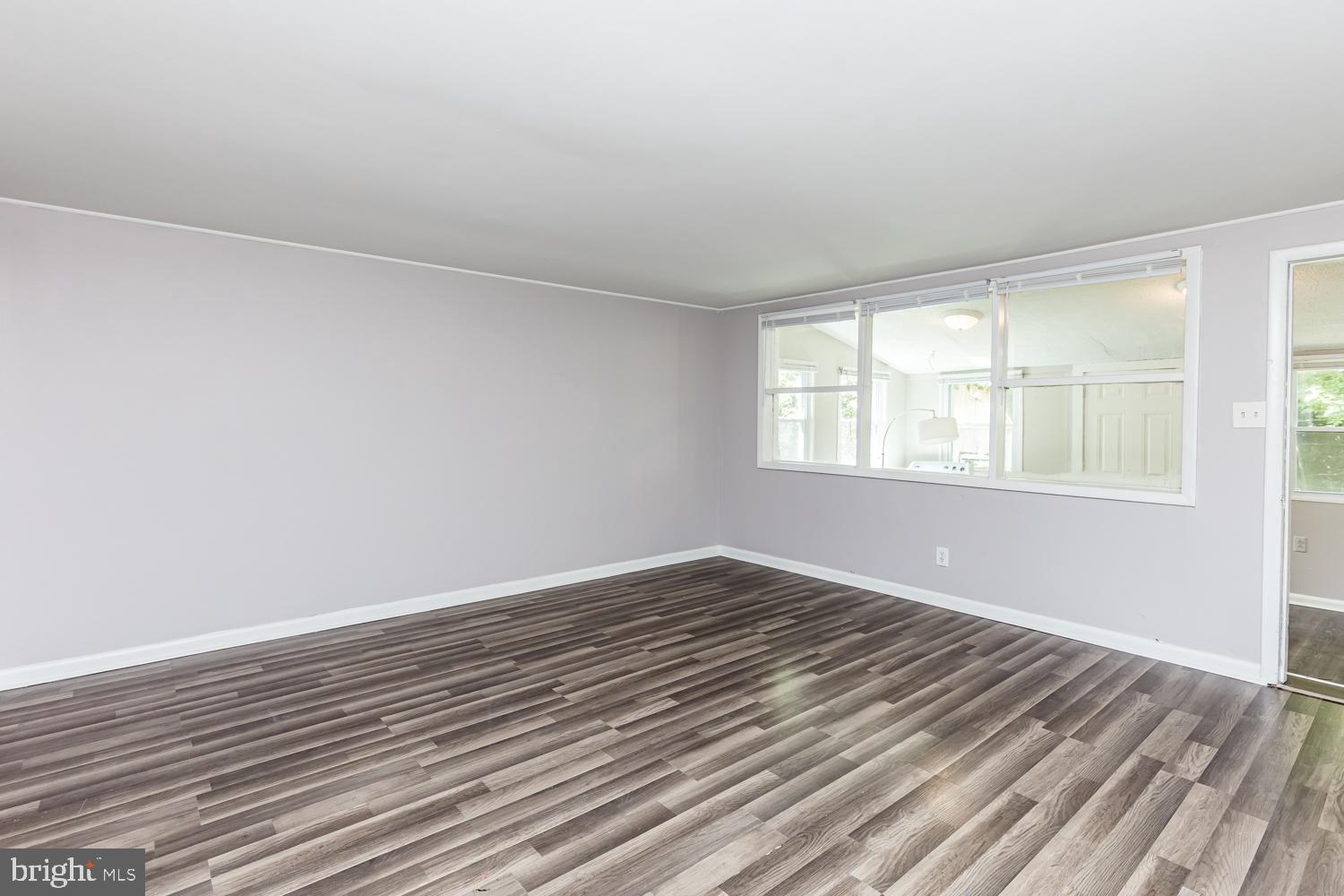 RIVERVIEW - Residential