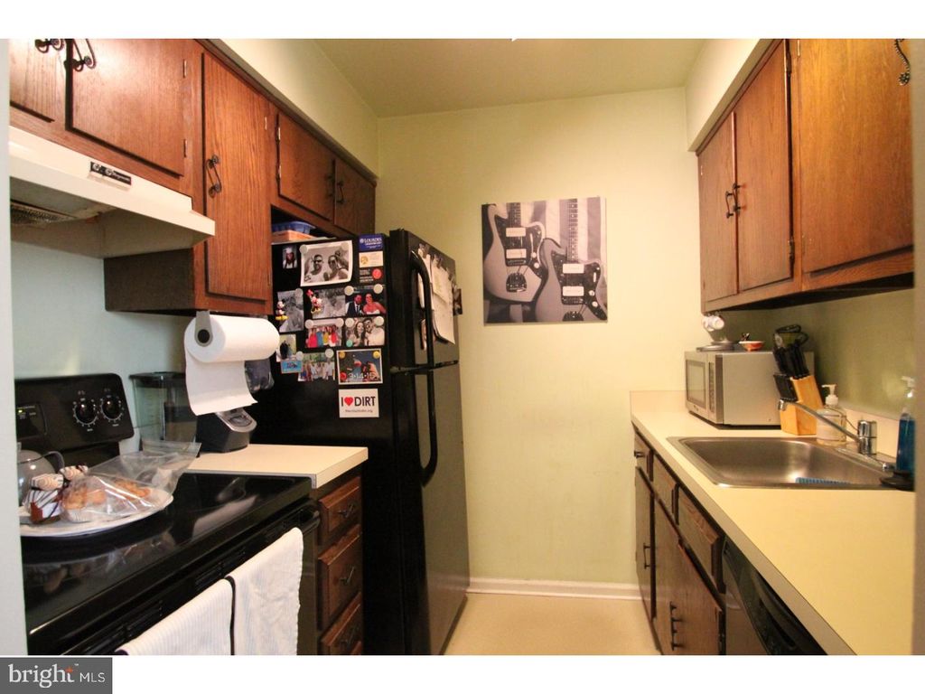 Photo of 2025 Arch Street #F, PHILADELPHIA, PA 19103 (MLS # PAPH2565548)