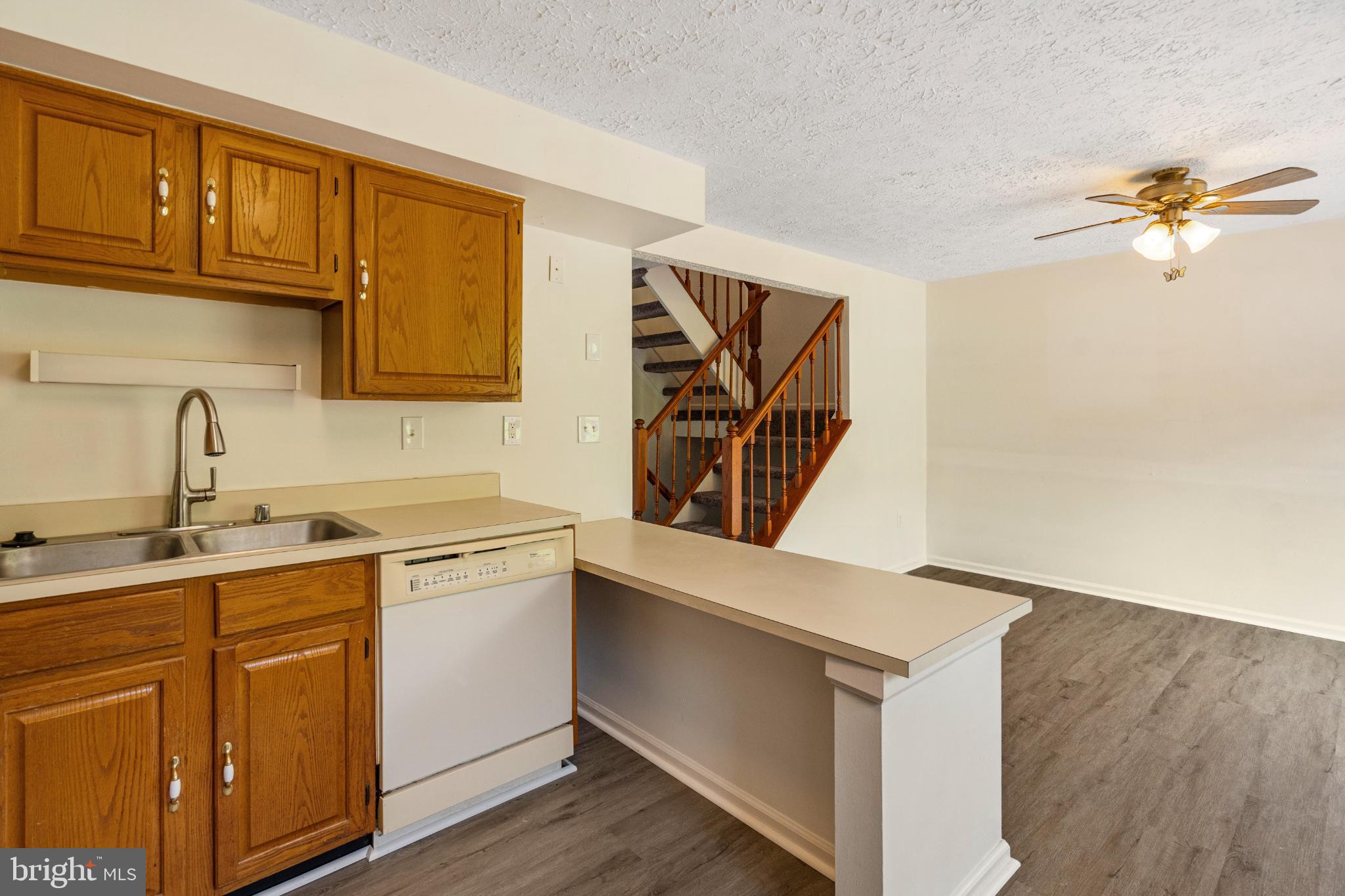 BOX HILL SOUTH - Residential Lease