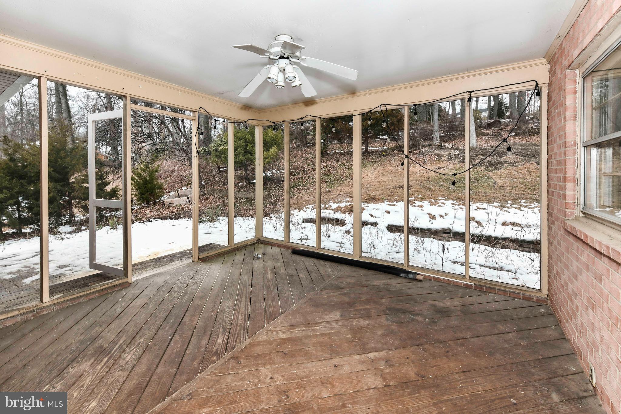 WESTWOOD PARK - Residential Lease