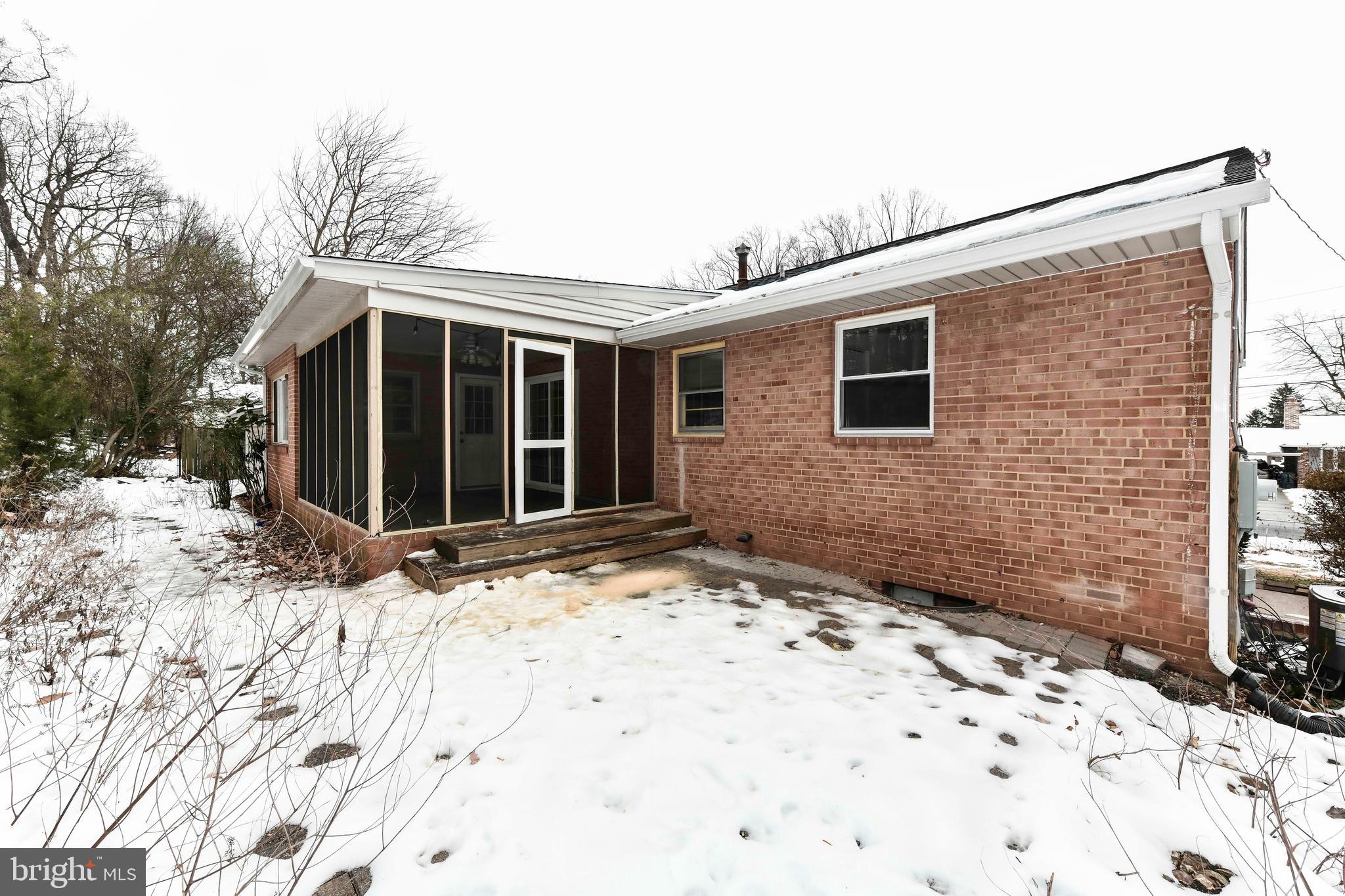 WESTWOOD PARK - Residential Lease