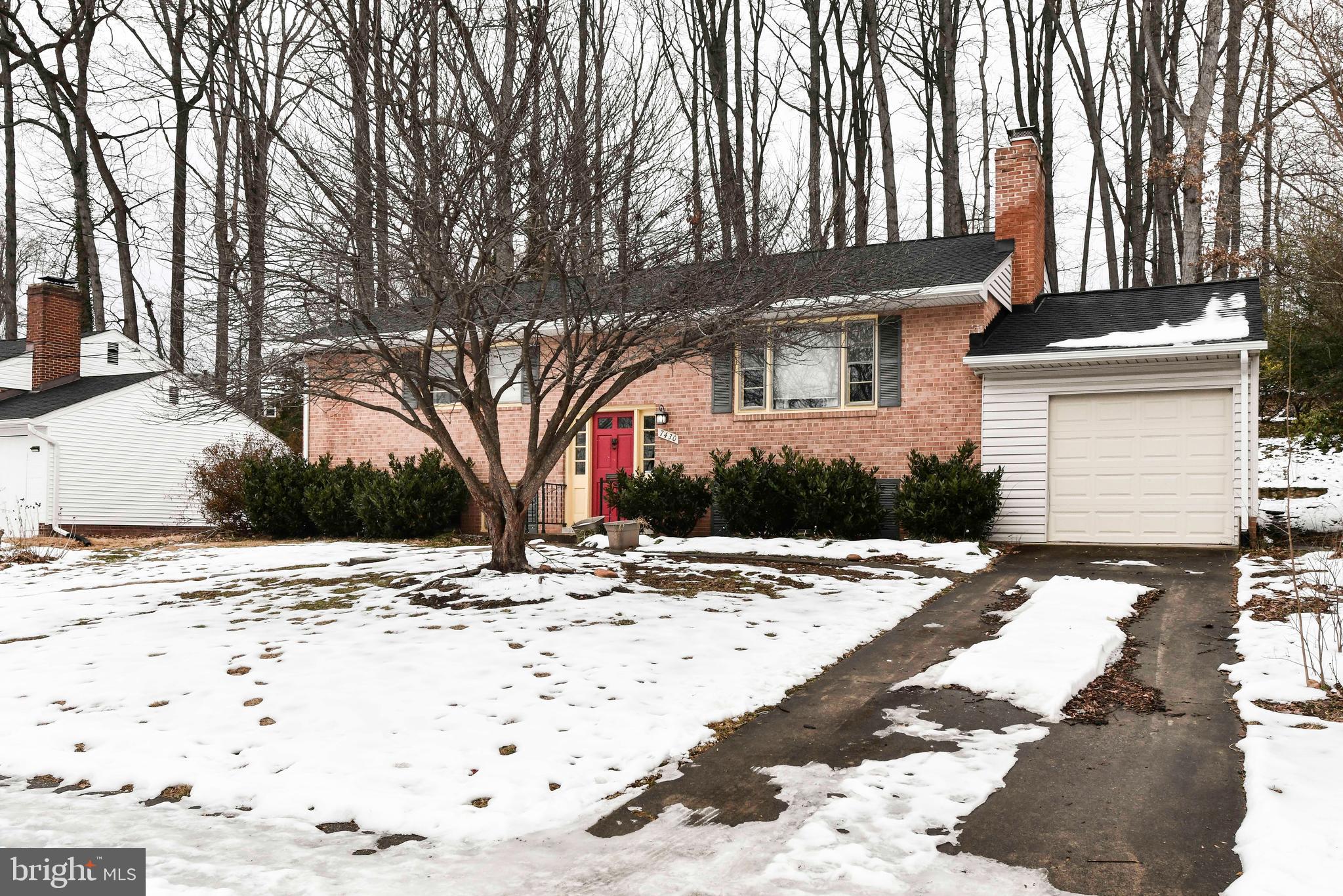 WESTWOOD PARK - Residential Lease