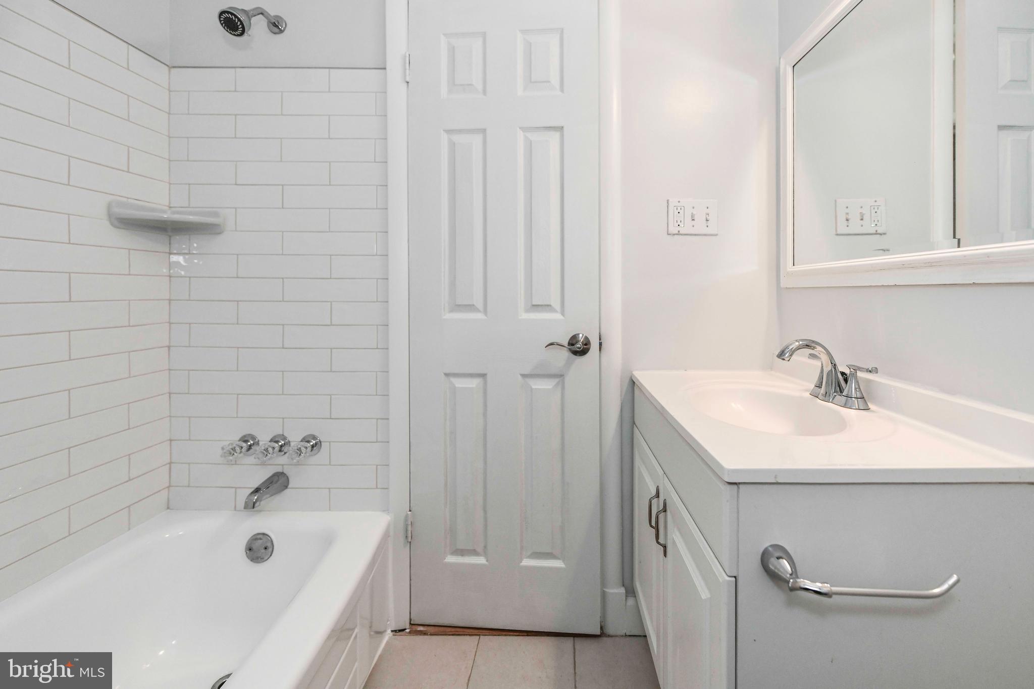 WESTWOOD PARK - Residential Lease