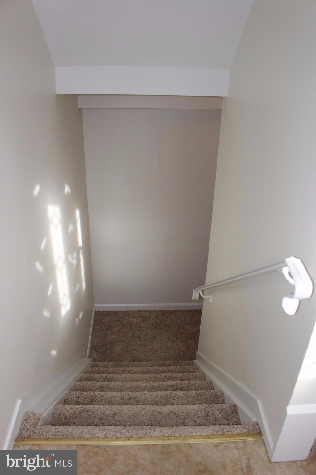 CARDINAL GLEN - Residential Lease