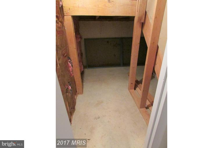 CARDINAL GLEN - Residential Lease