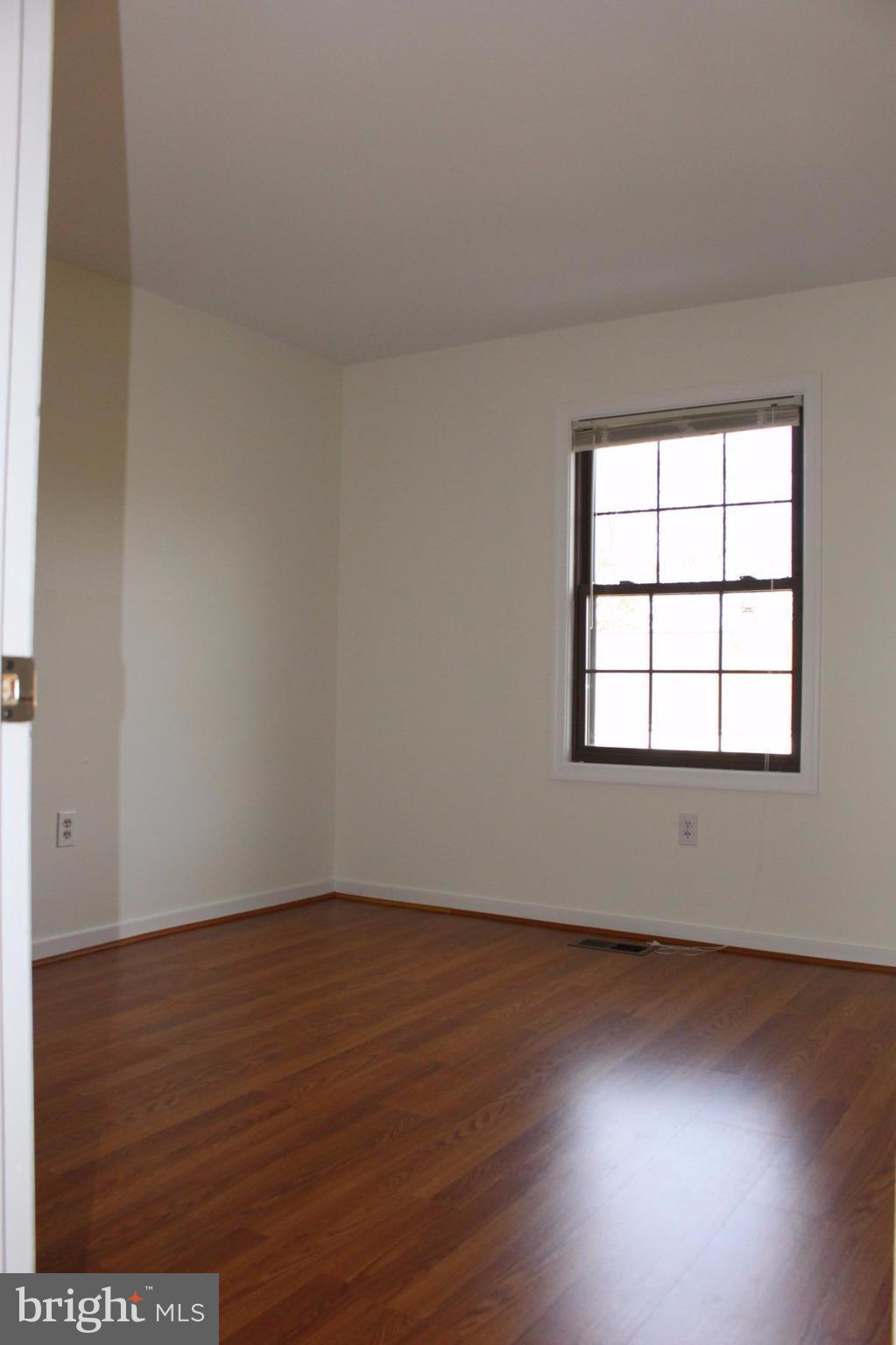 CARDINAL GLEN - Residential Lease