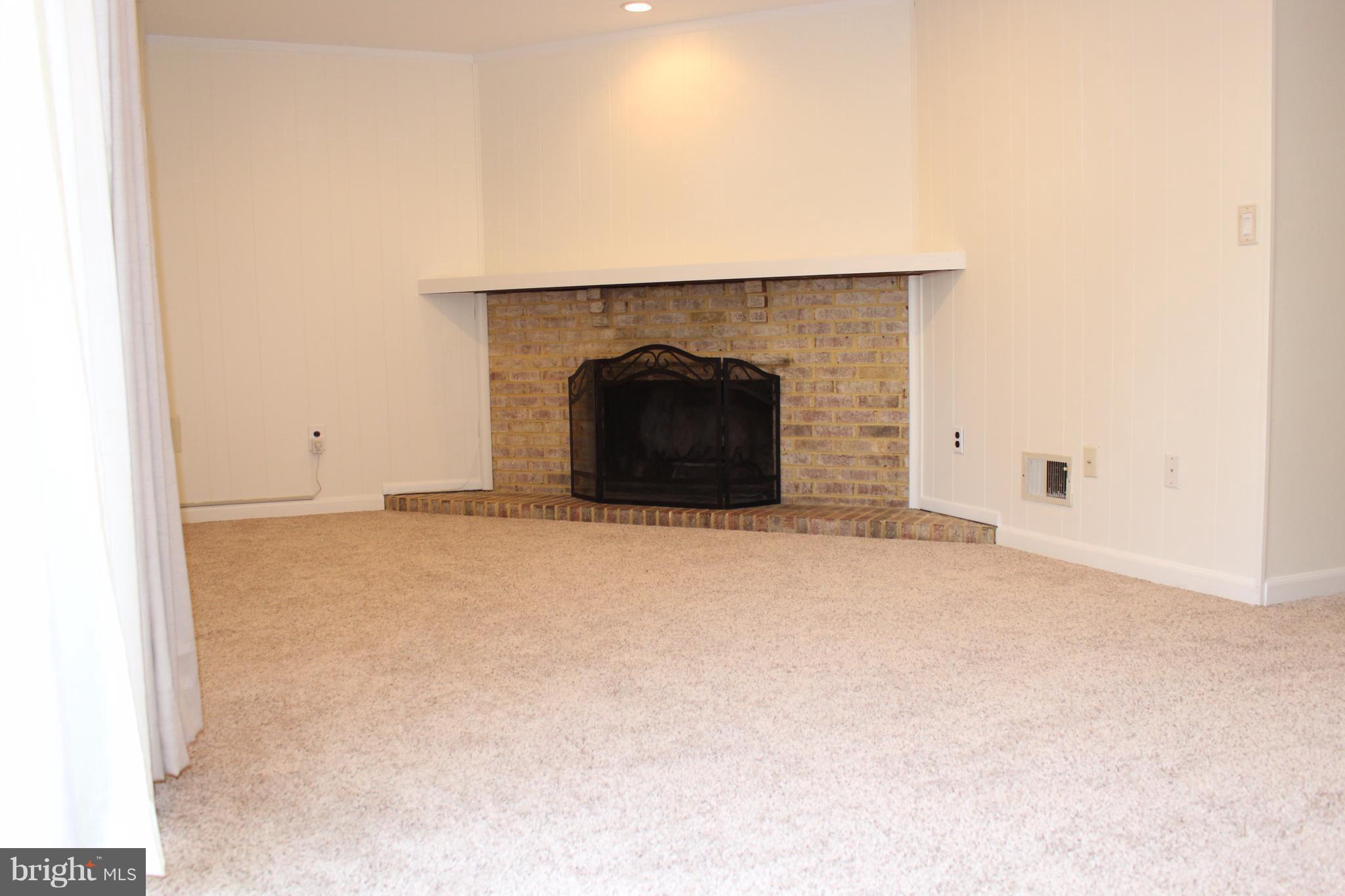 CARDINAL GLEN - Residential Lease