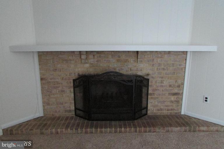 CARDINAL GLEN - Residential Lease