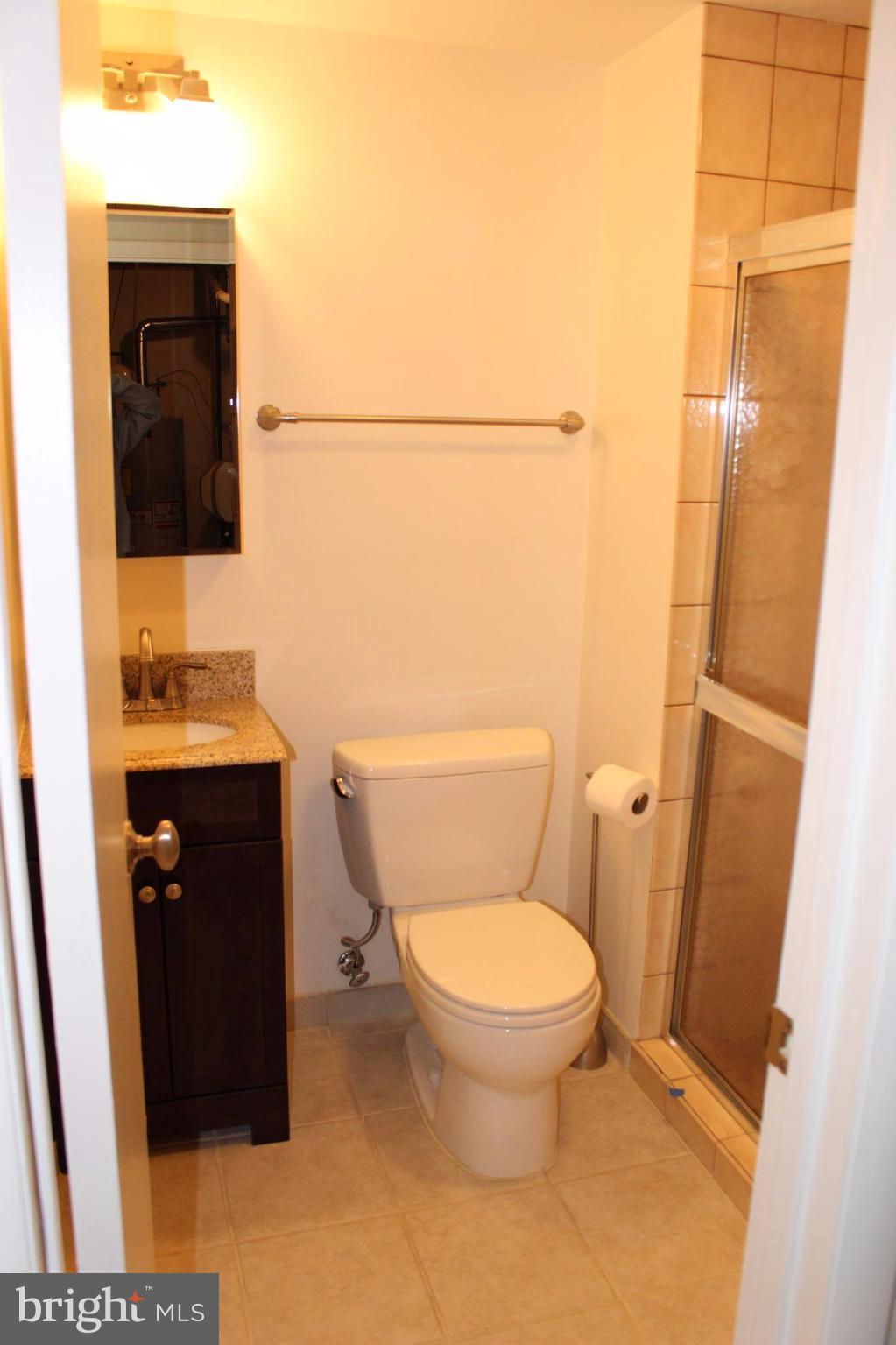 CARDINAL GLEN - Residential Lease