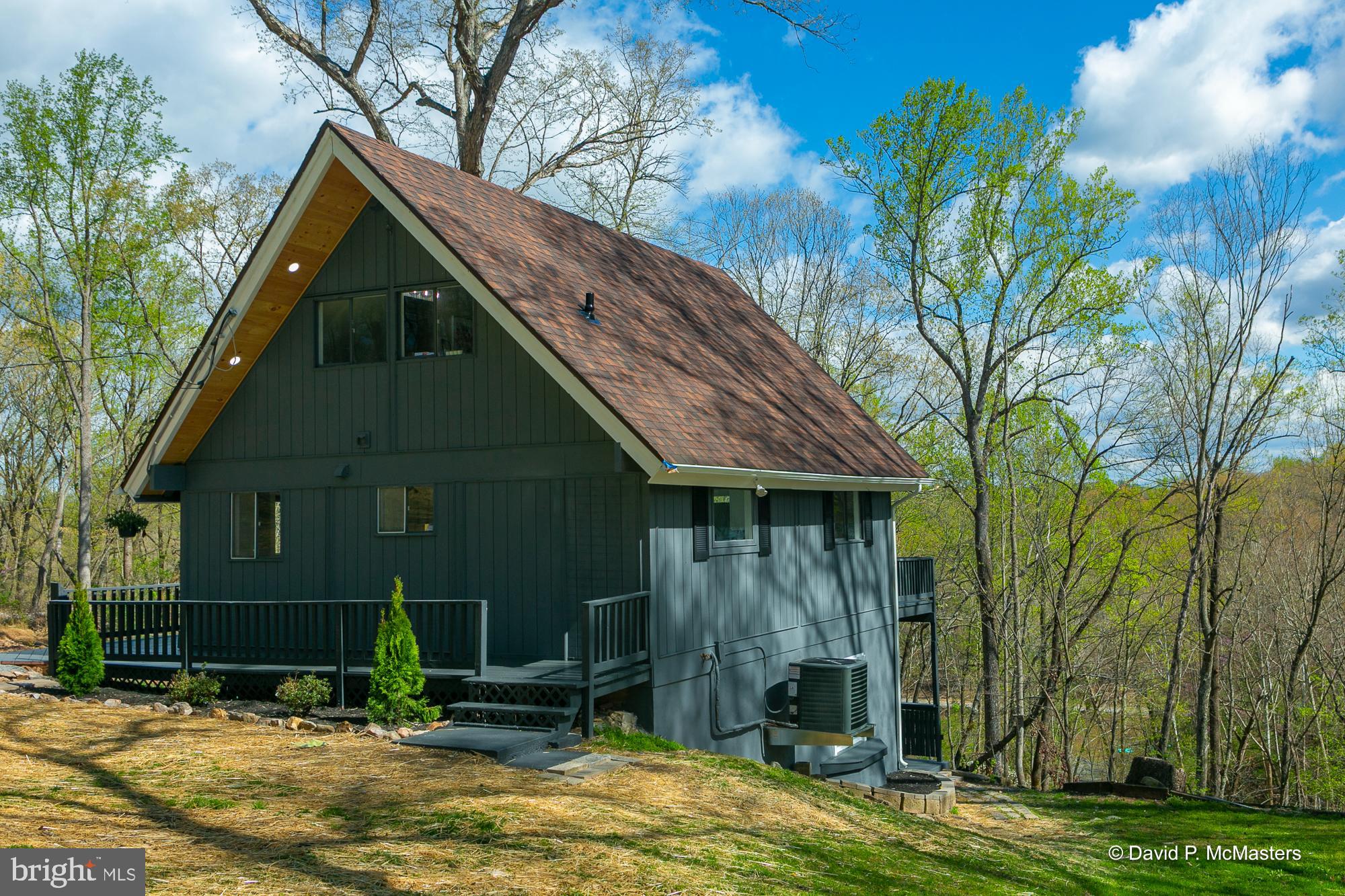 KEYES FERRY ACRES - Residential