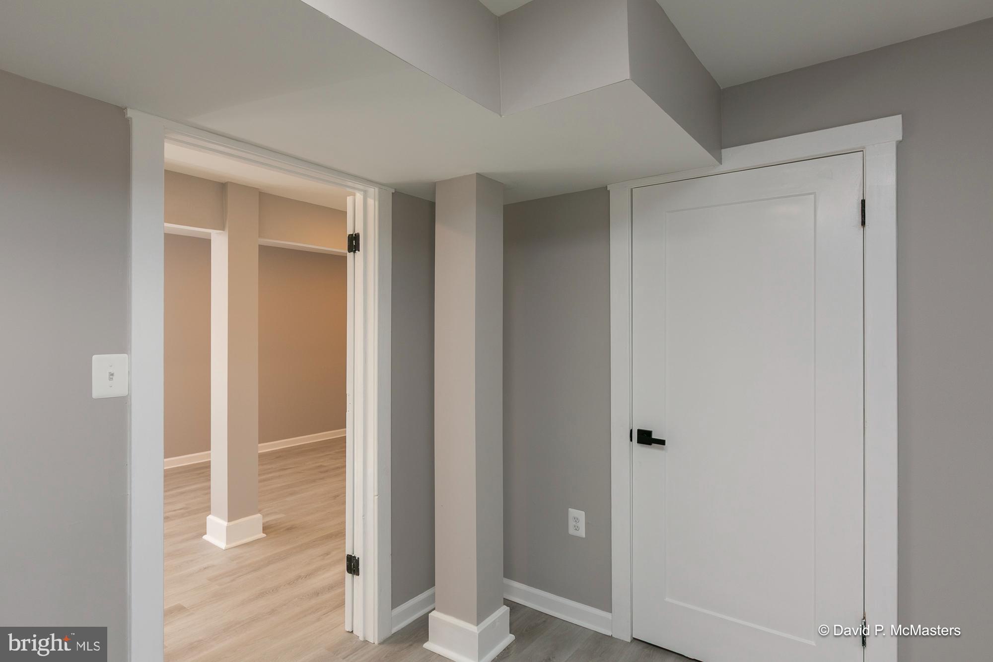 KEYES FERRY ACRES - Residential