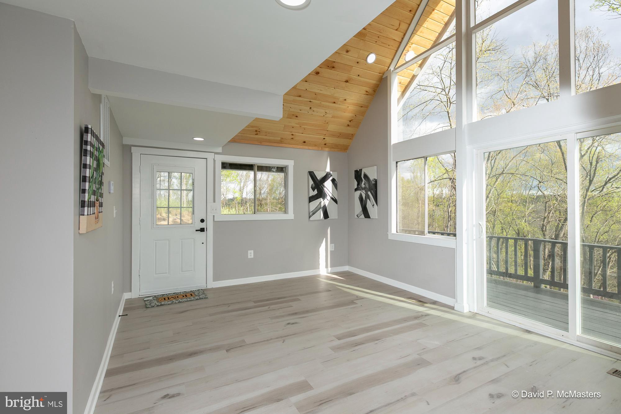 KEYES FERRY ACRES - Residential