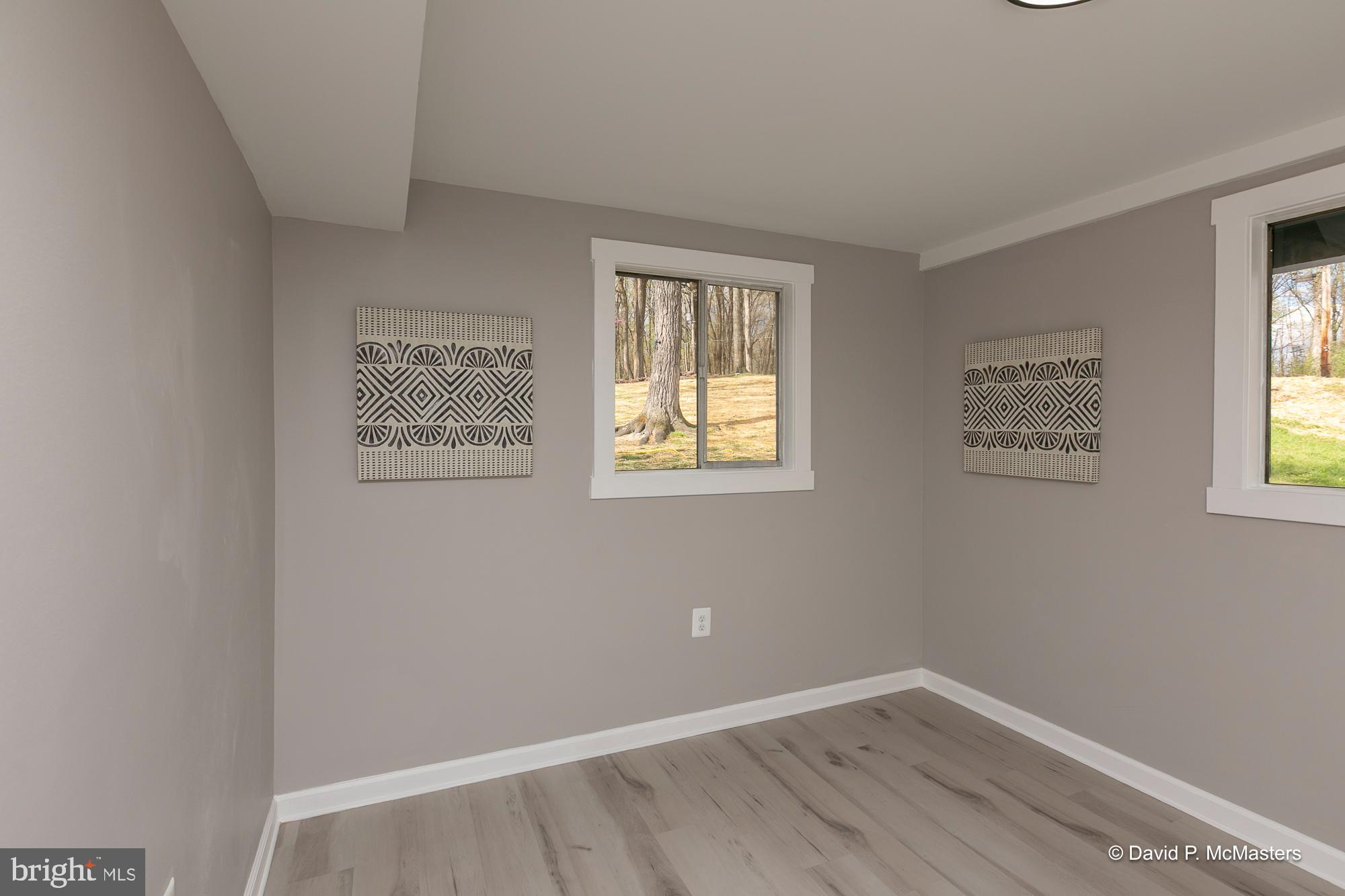 KEYES FERRY ACRES - Residential