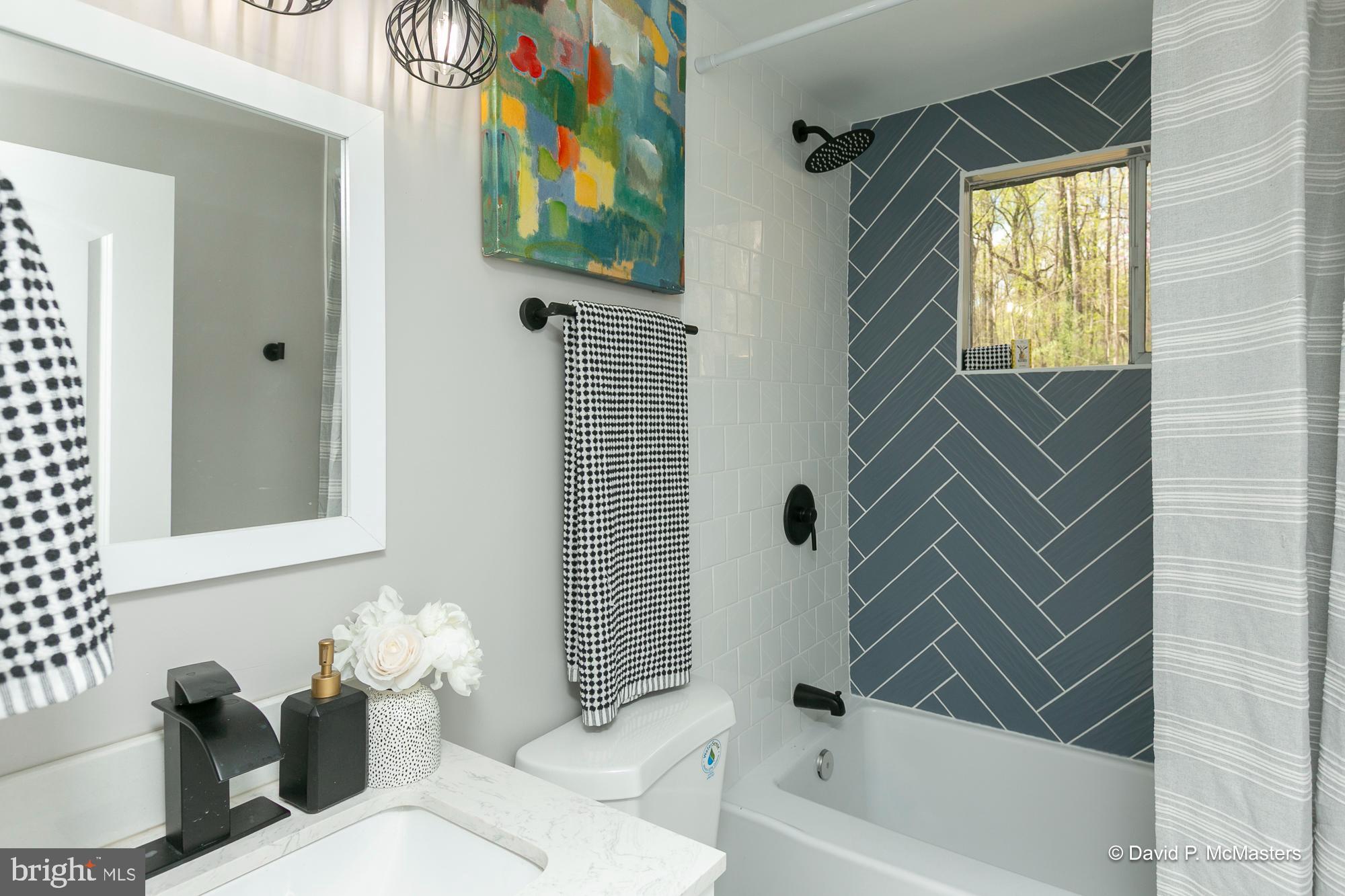 KEYES FERRY ACRES - Residential