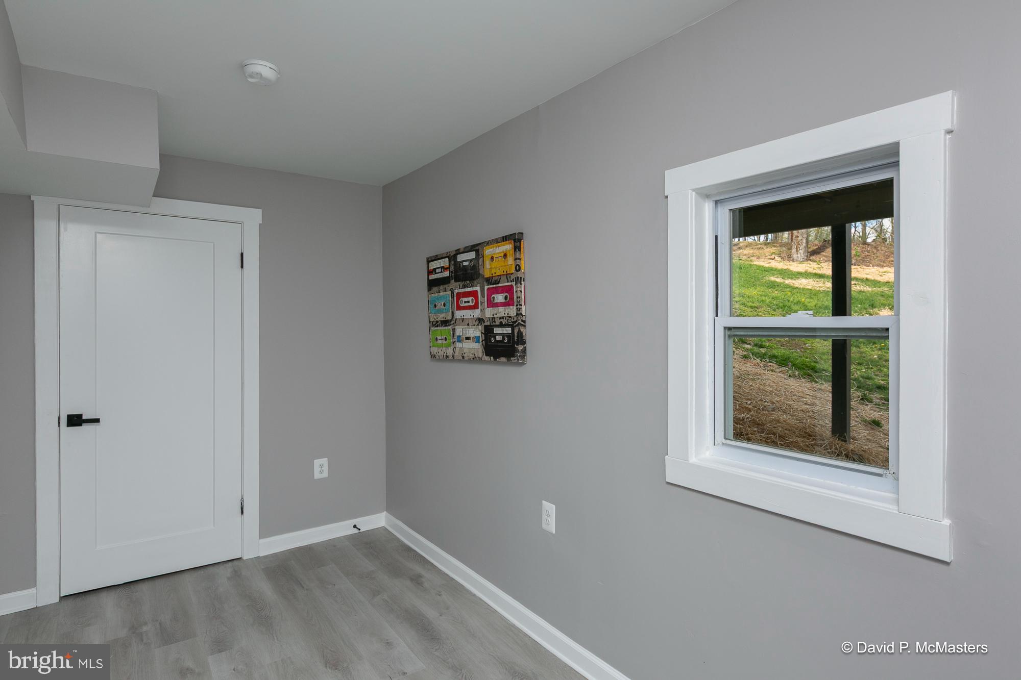 KEYES FERRY ACRES - Residential