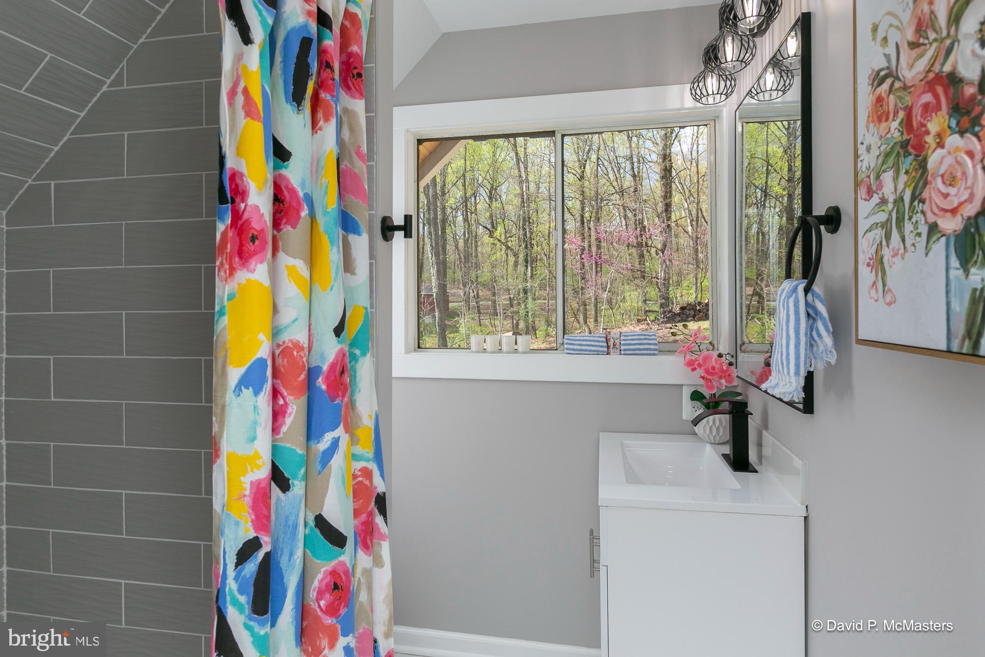 KEYES FERRY ACRES - Residential