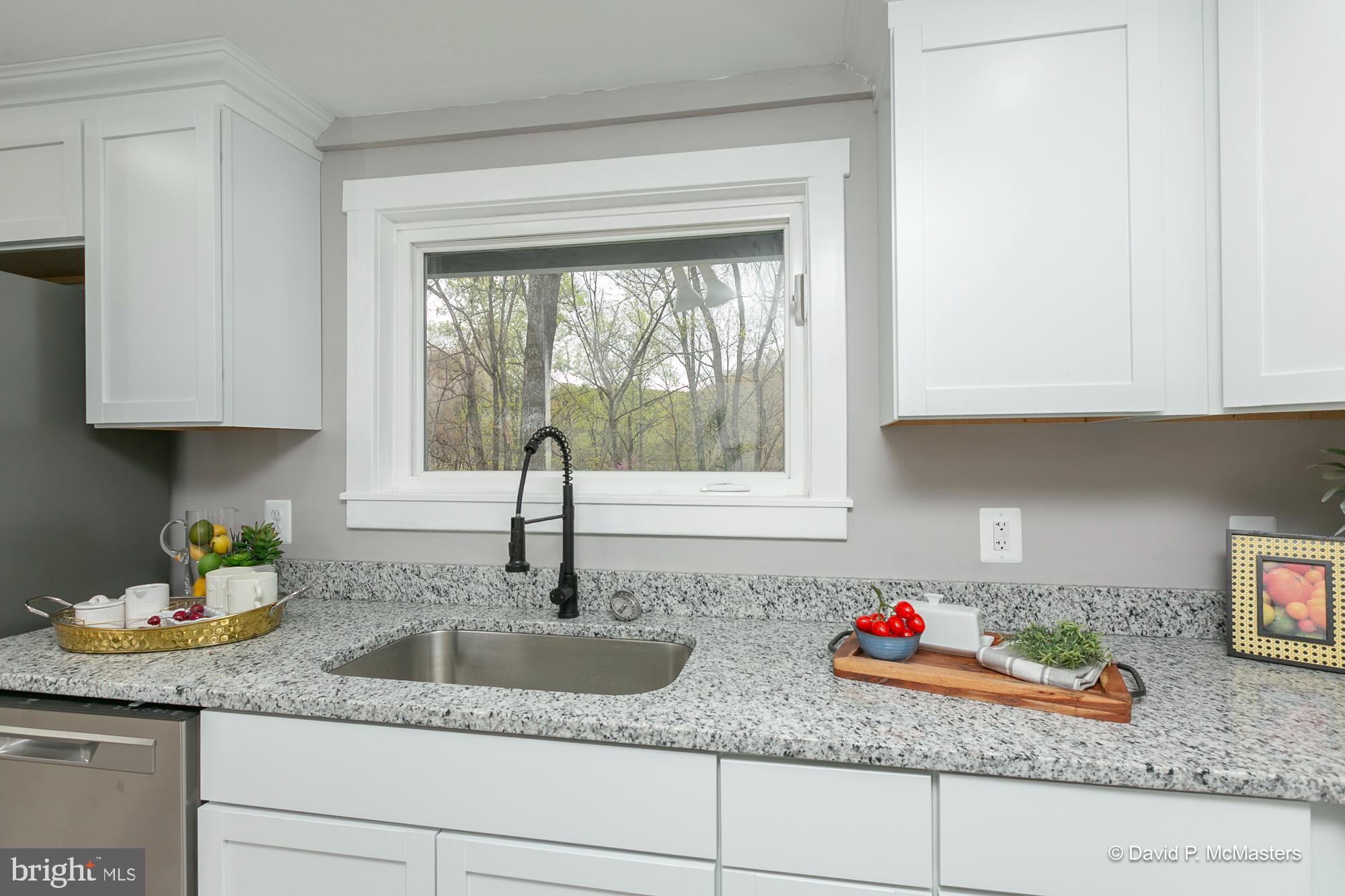 KEYES FERRY ACRES - Residential