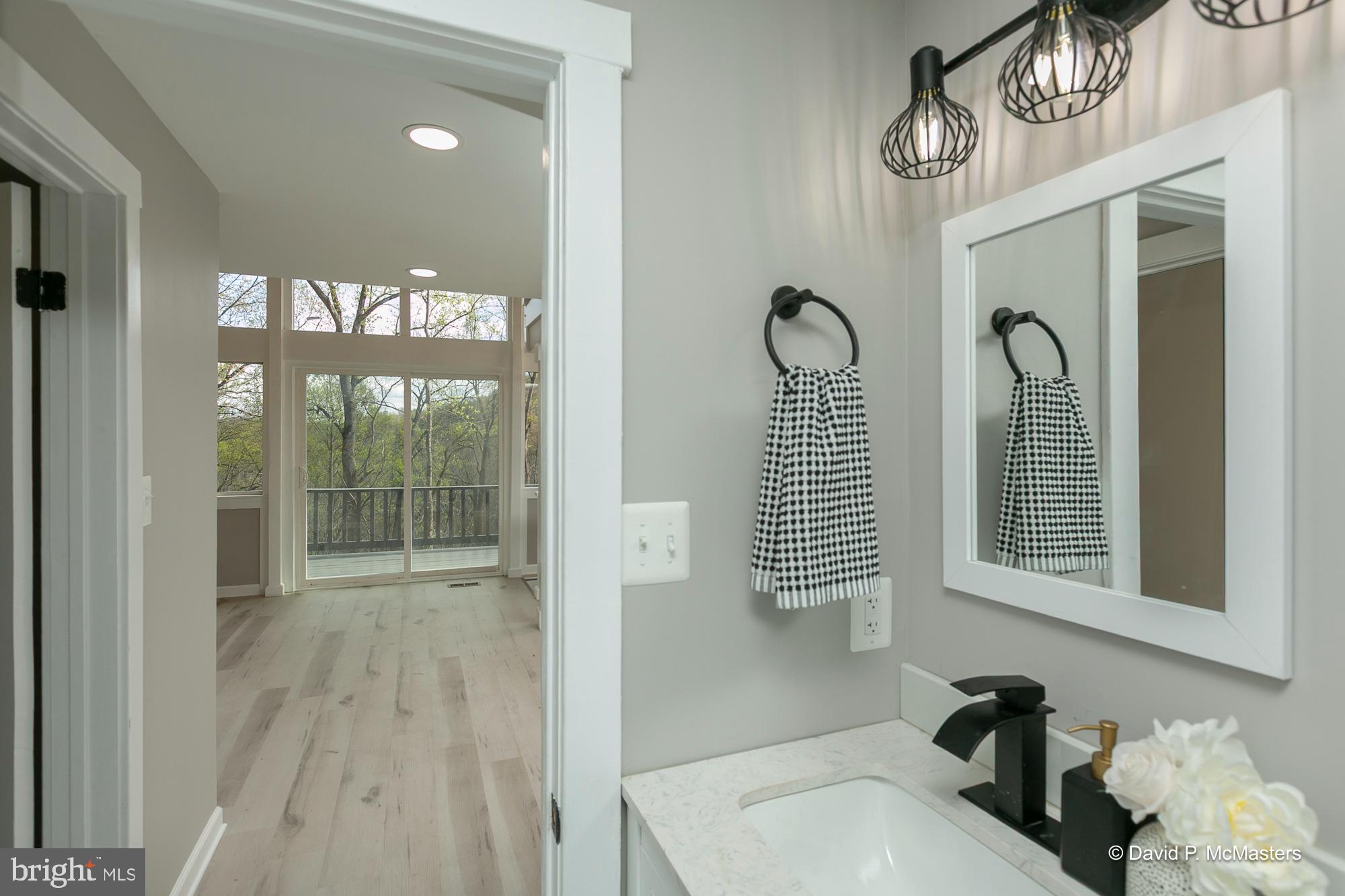 KEYES FERRY ACRES - Residential