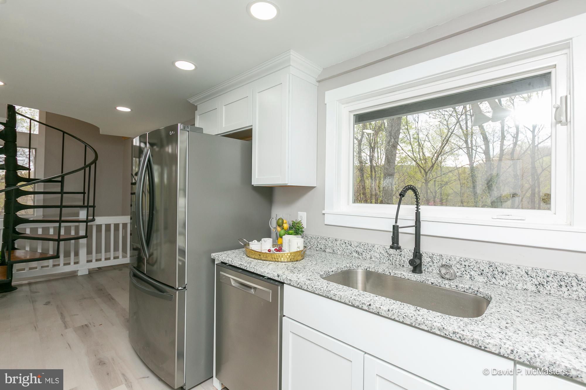 KEYES FERRY ACRES - Residential