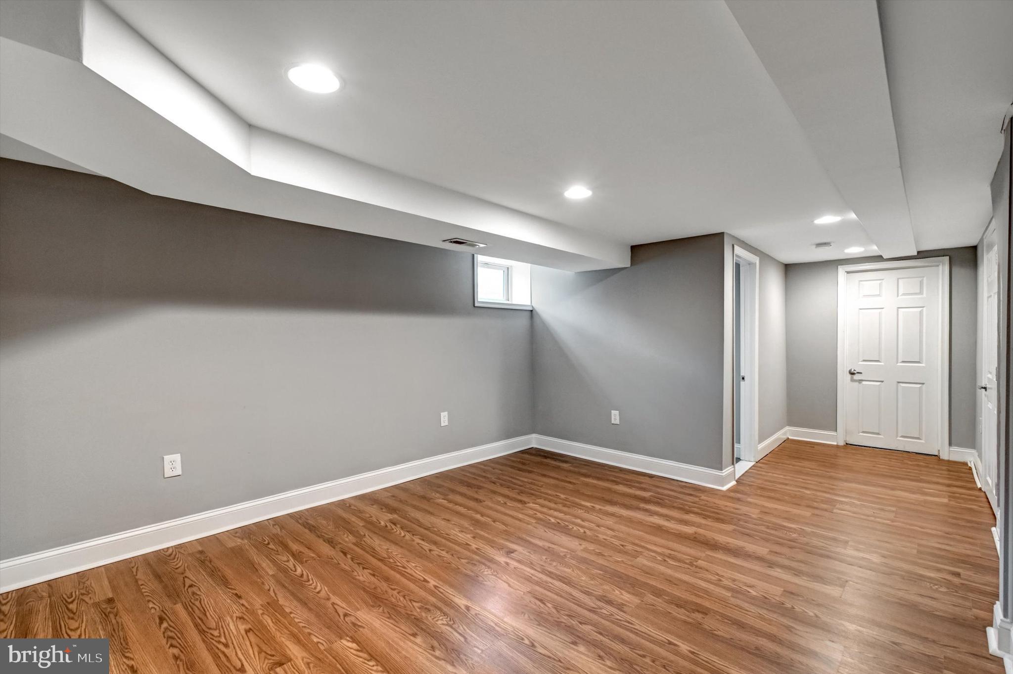 NORTHBROOK - Residential