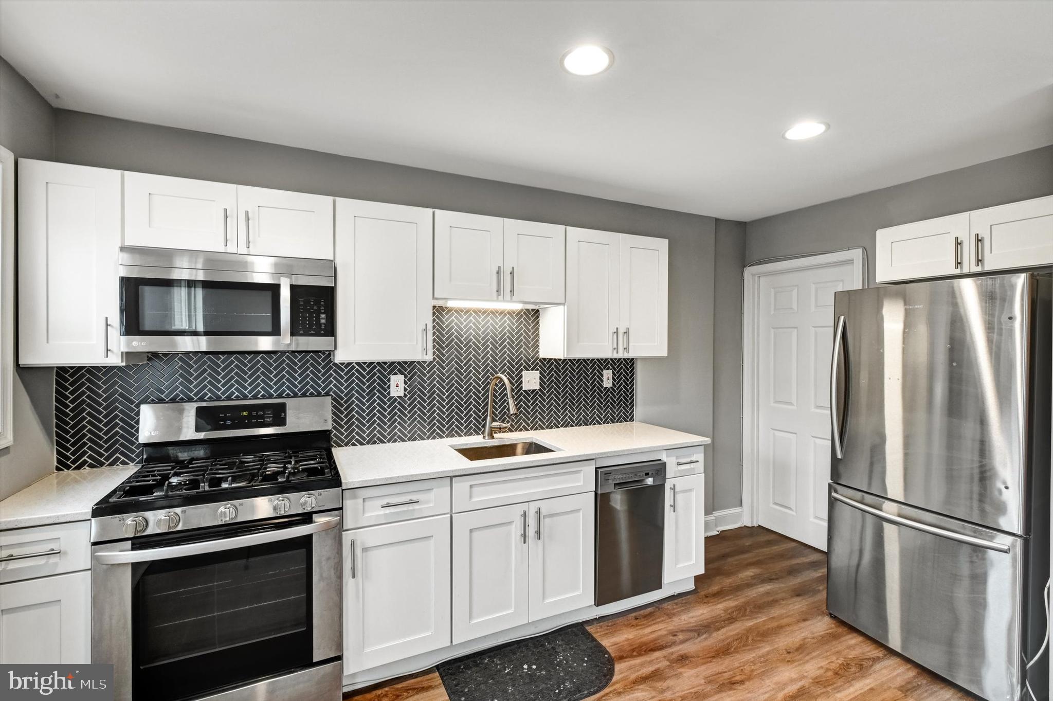 NORTHBROOK - Residential