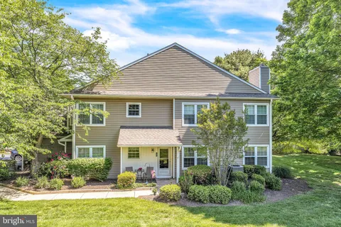 284 Stanton Court Unit 284, Glen Mills, PA MLS: PADE2090484