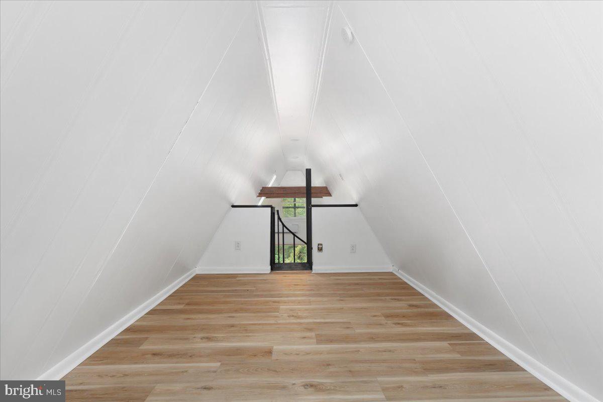 GLENWOOD FOREST - Residential