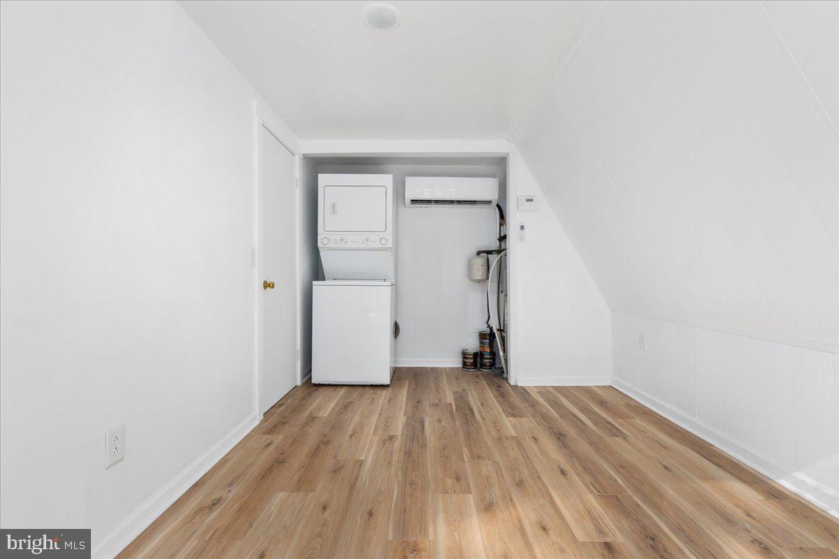 GLENWOOD FOREST - Residential