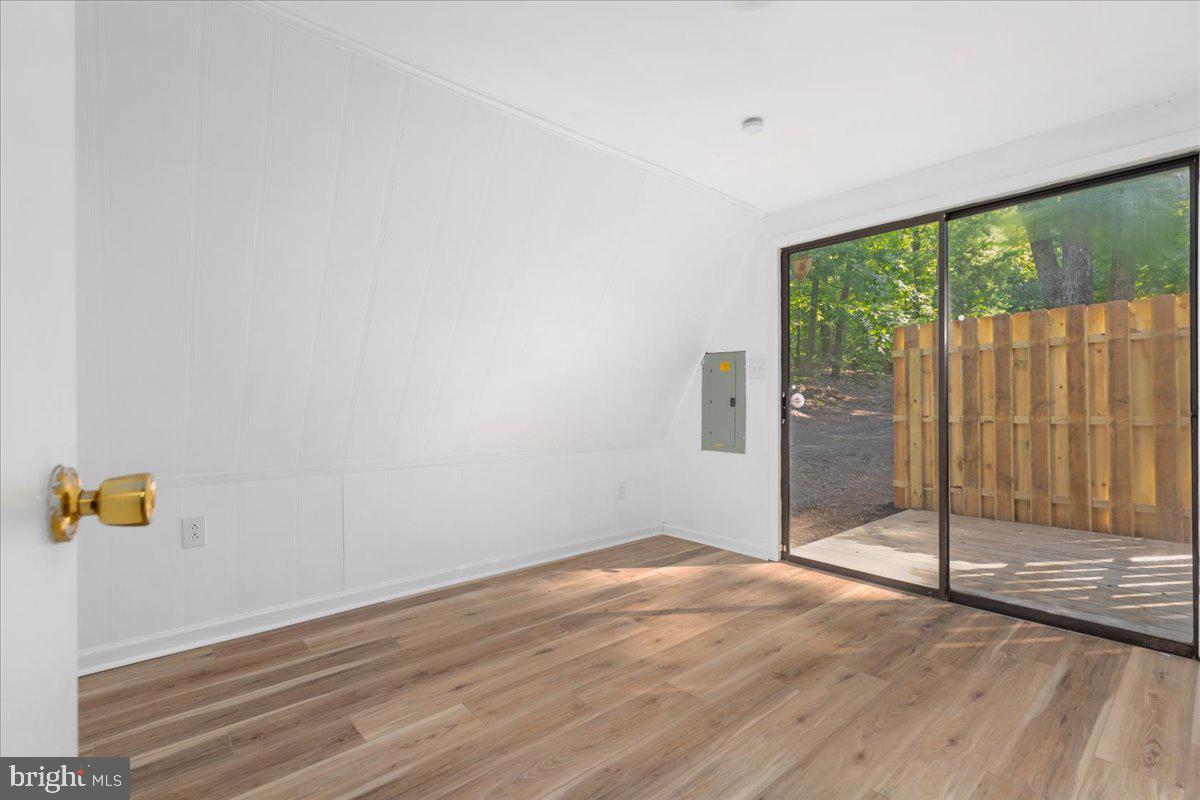 GLENWOOD FOREST - Residential