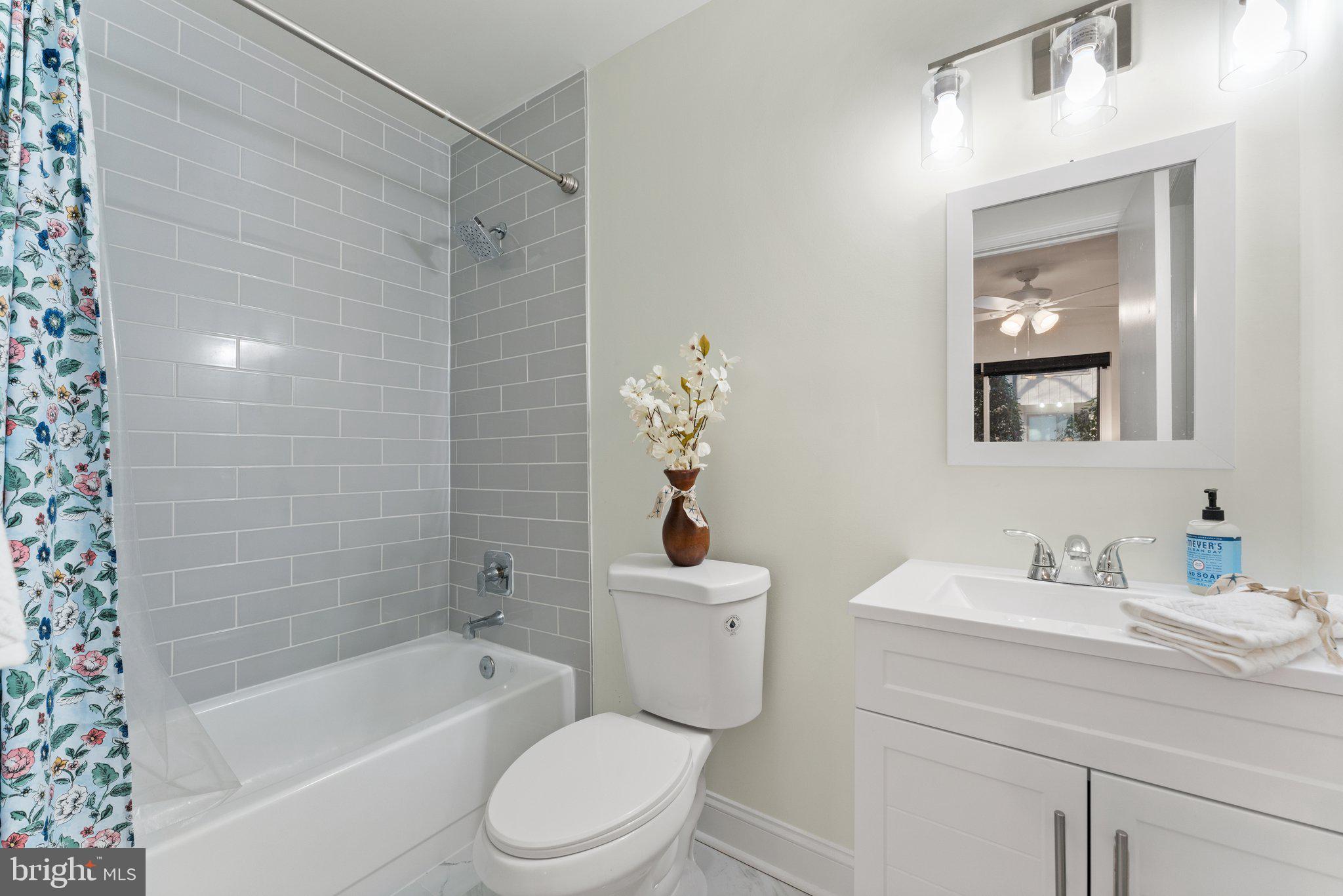 MOSBYS LANDING - Residential