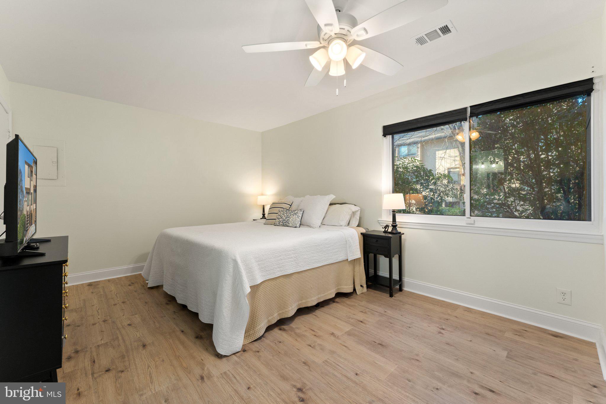 MOSBYS LANDING - Residential