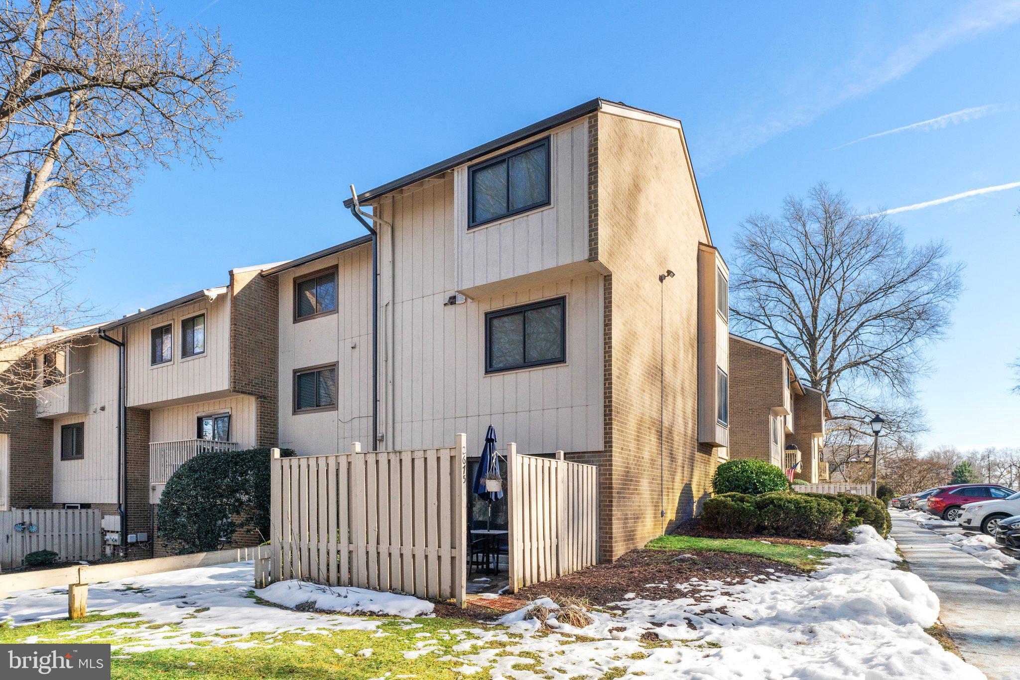 MOSBYS LANDING - Residential