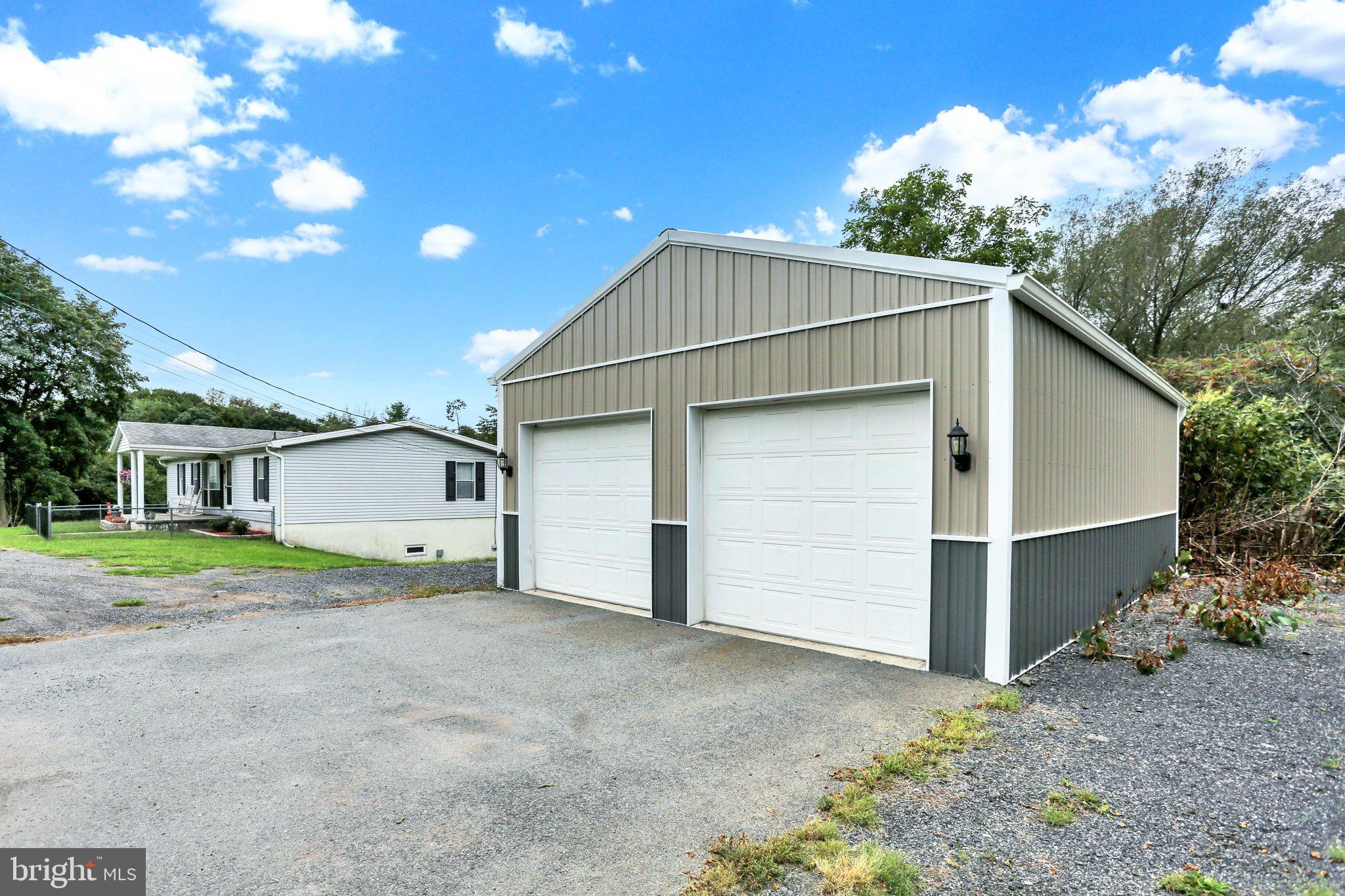 363 S 6TH STREET