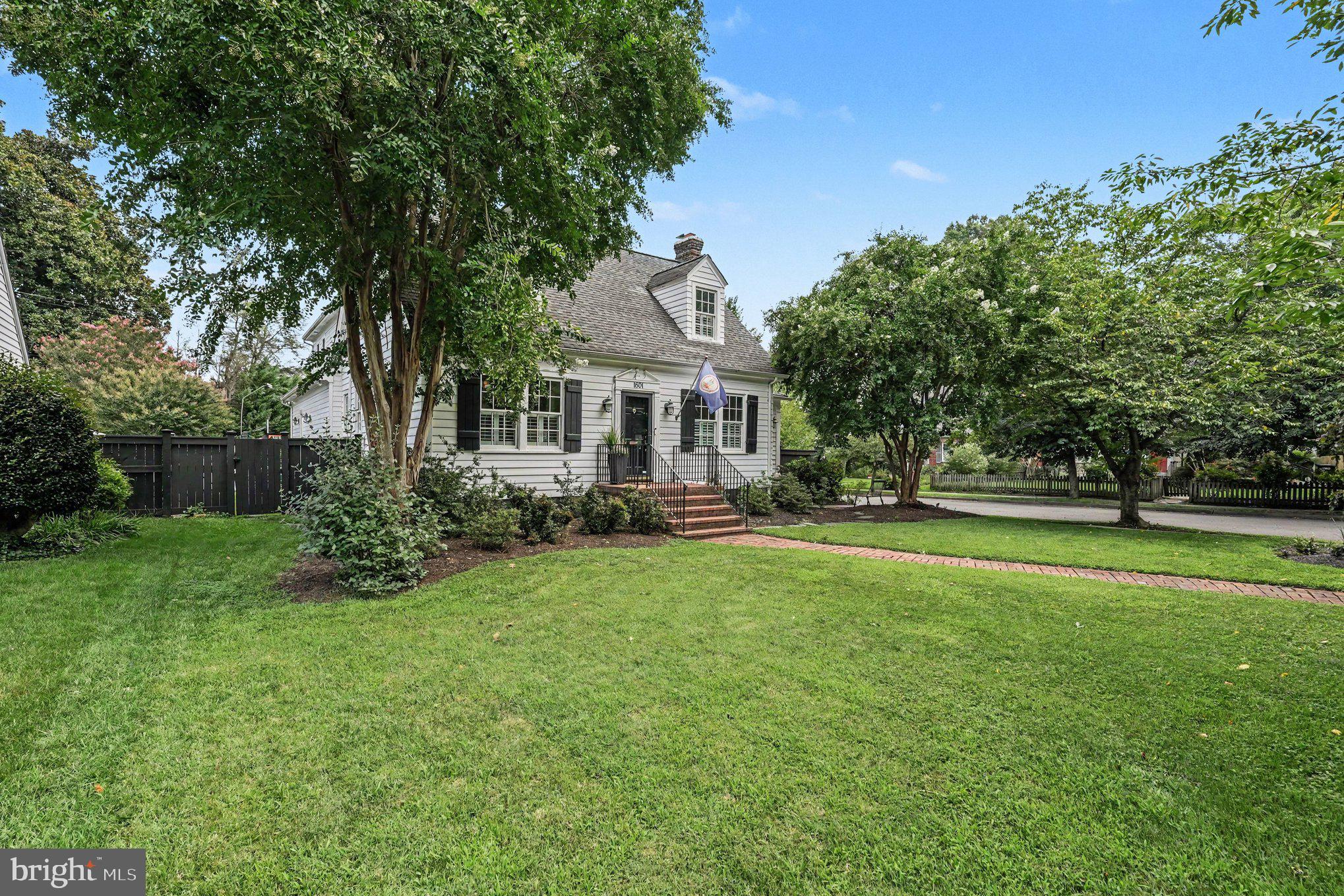 1601 SUNKEN ROAD