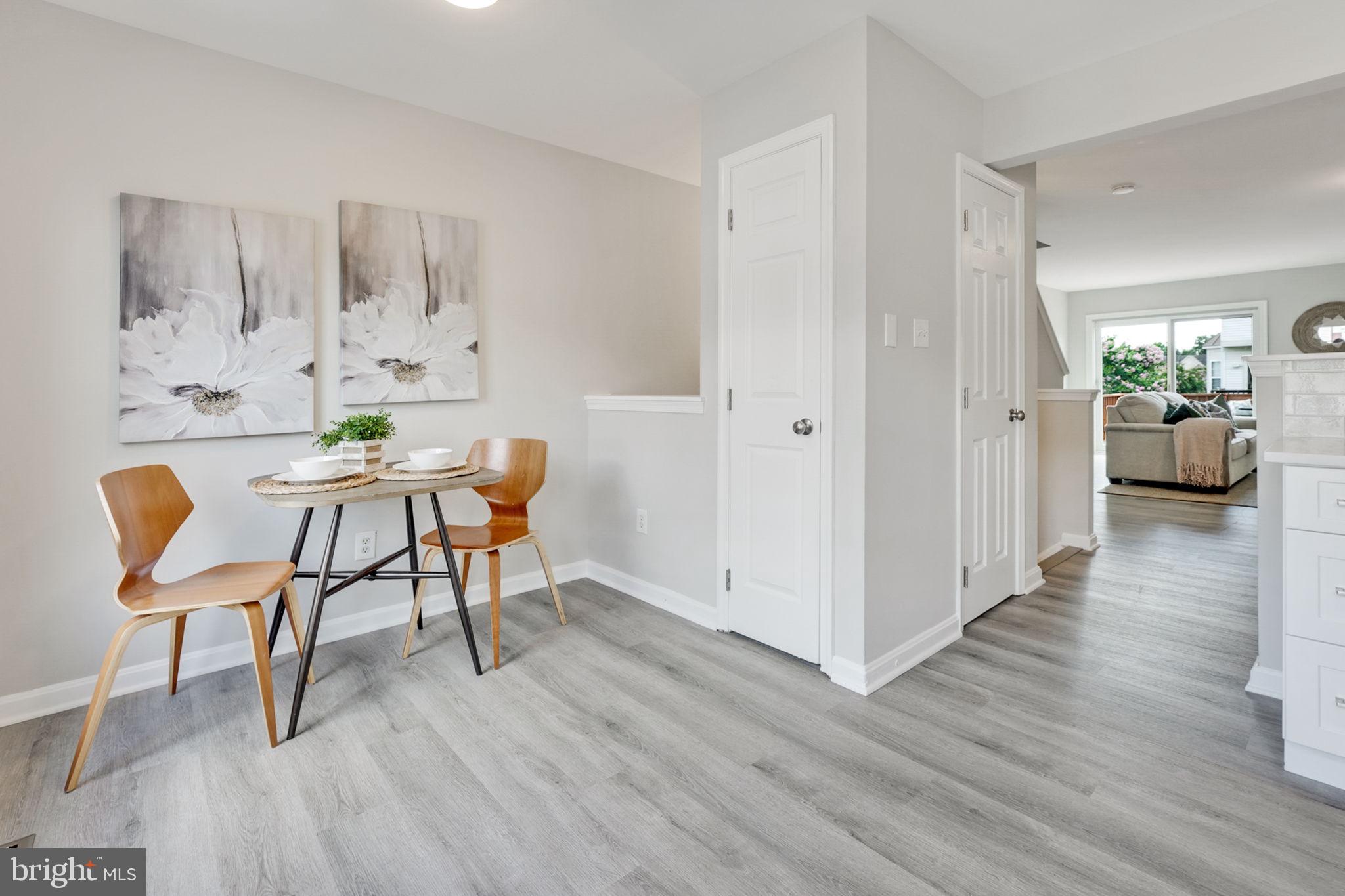 TRAILSIDE - Residential