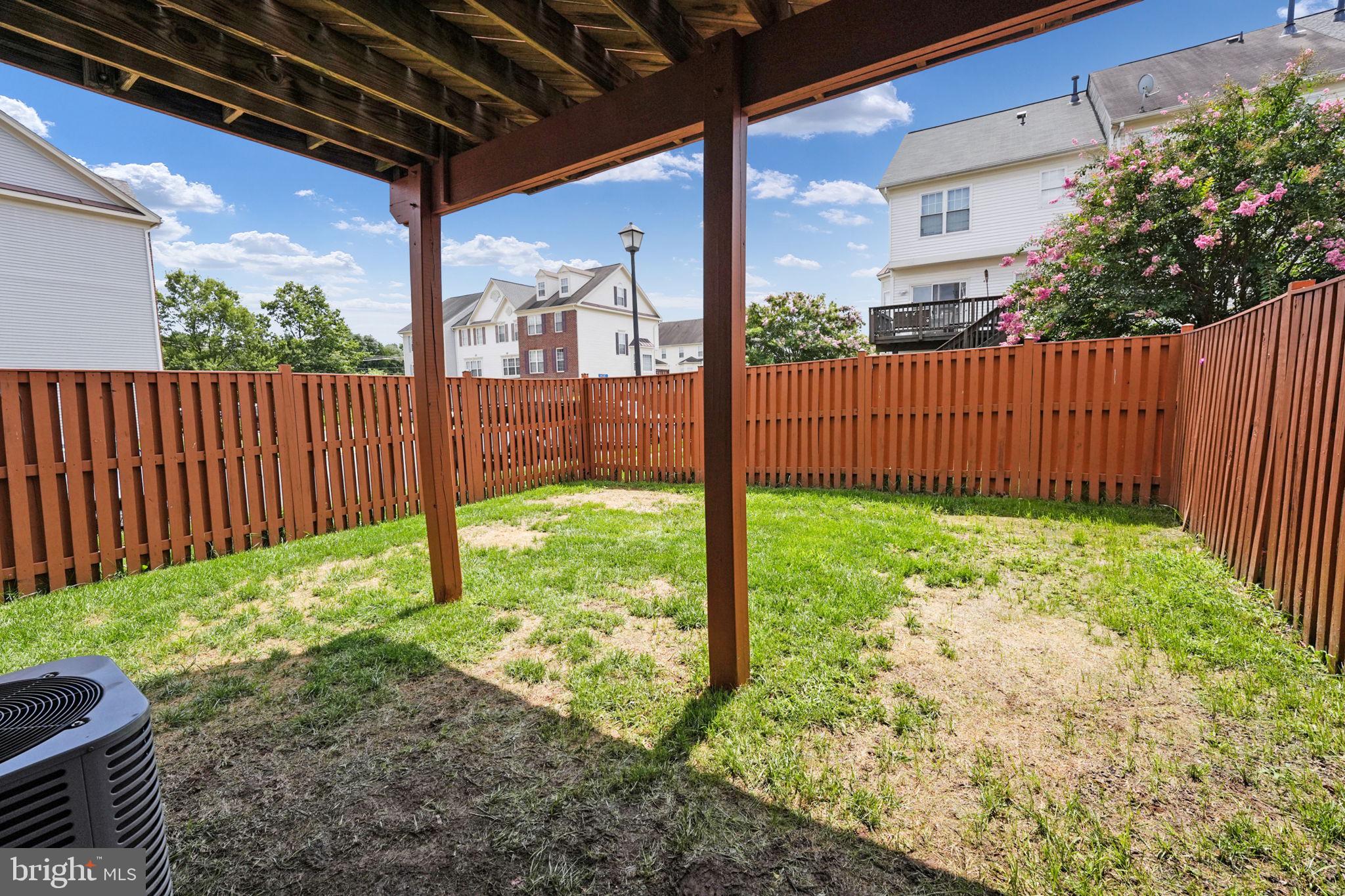 TRAILSIDE - Residential