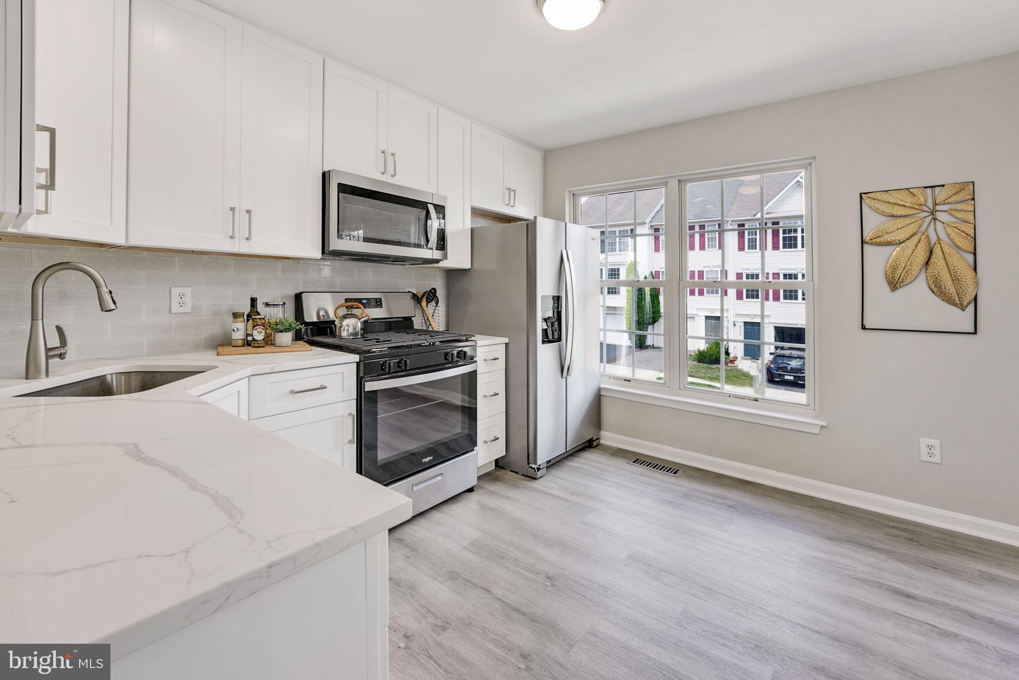 TRAILSIDE - Residential