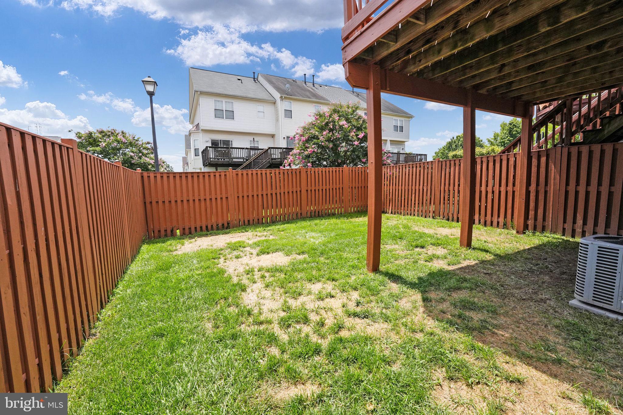 TRAILSIDE - Residential