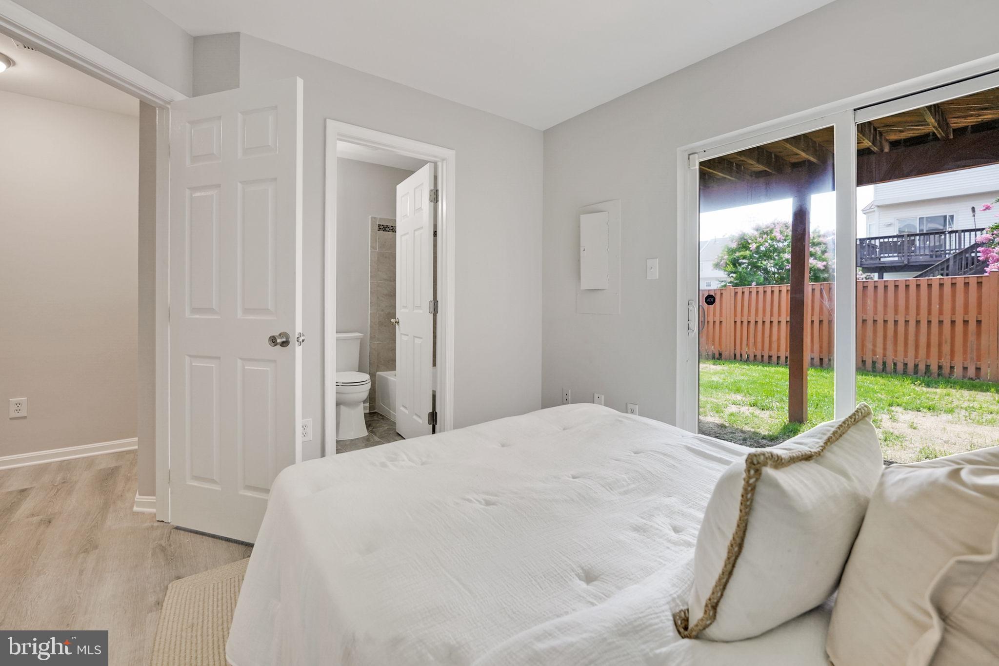 TRAILSIDE - Residential