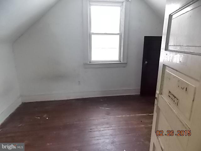 GLEN OAKS - Residential