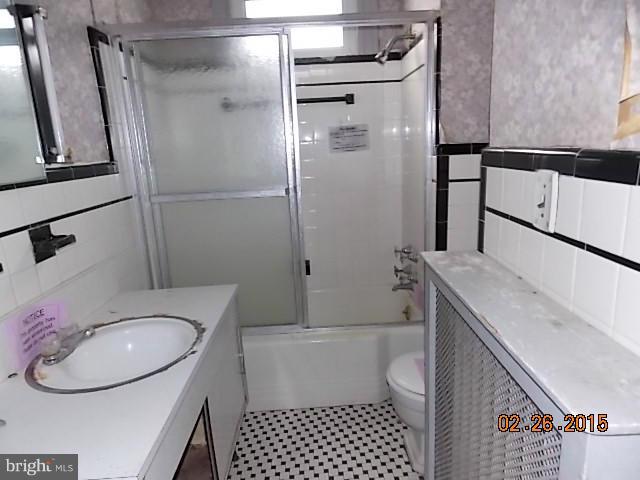 GLEN OAKS - Residential