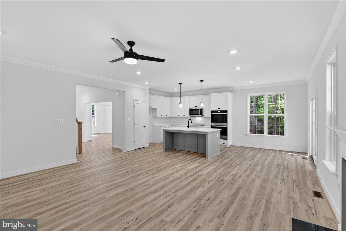 COVENANT COVE - Residential