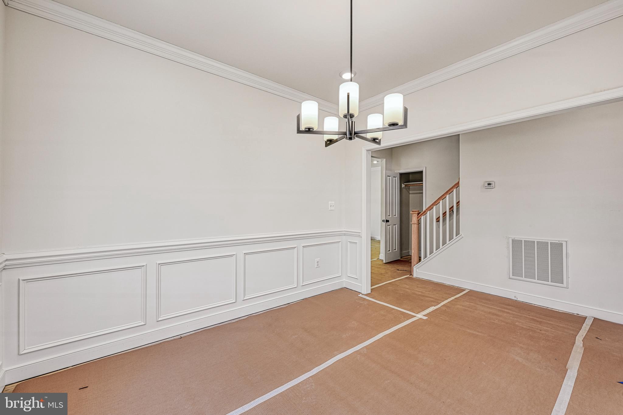 COVENANT COVE - Residential