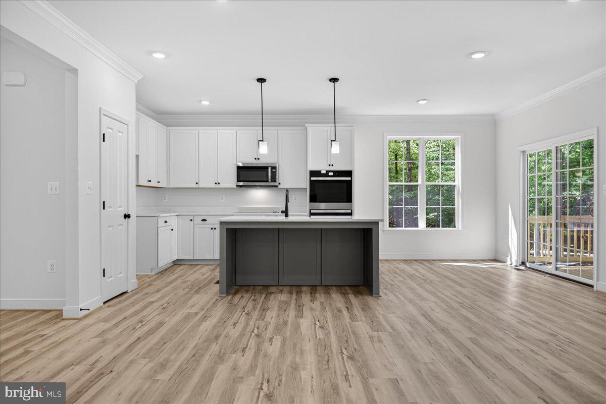 COVENANT COVE - Residential