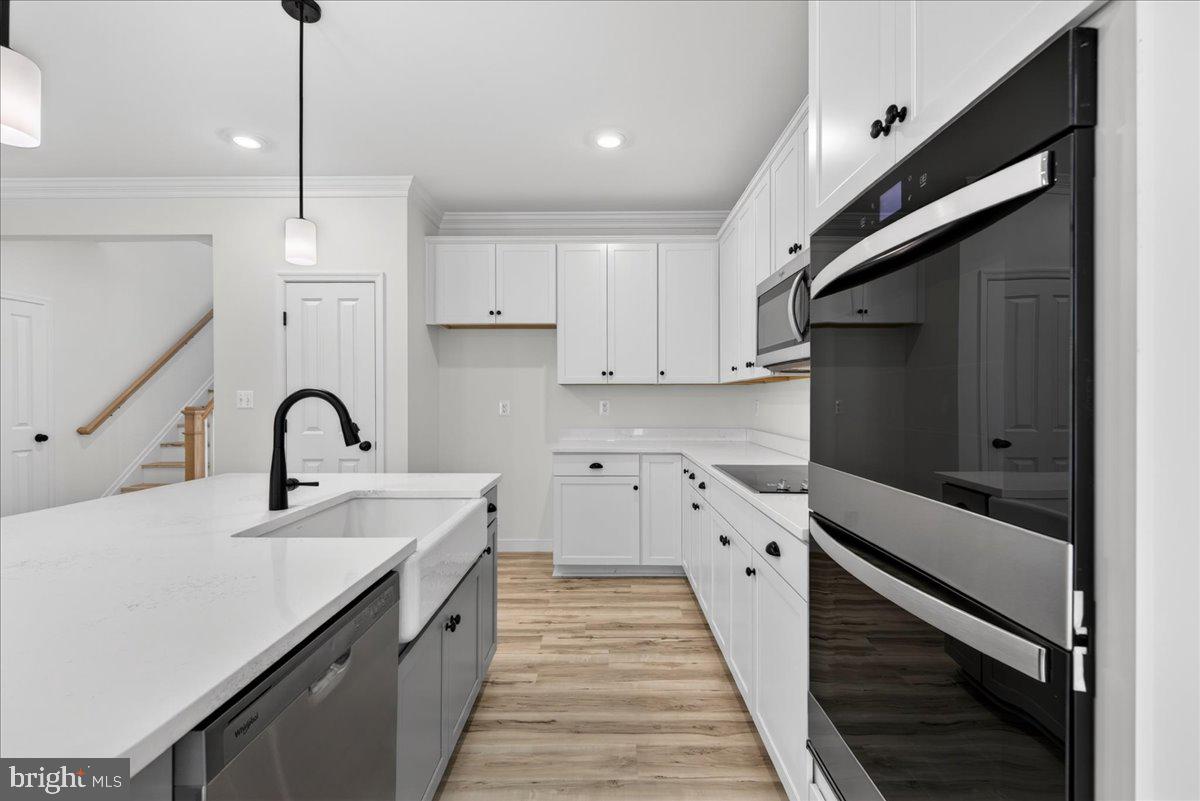 COVENANT COVE - Residential